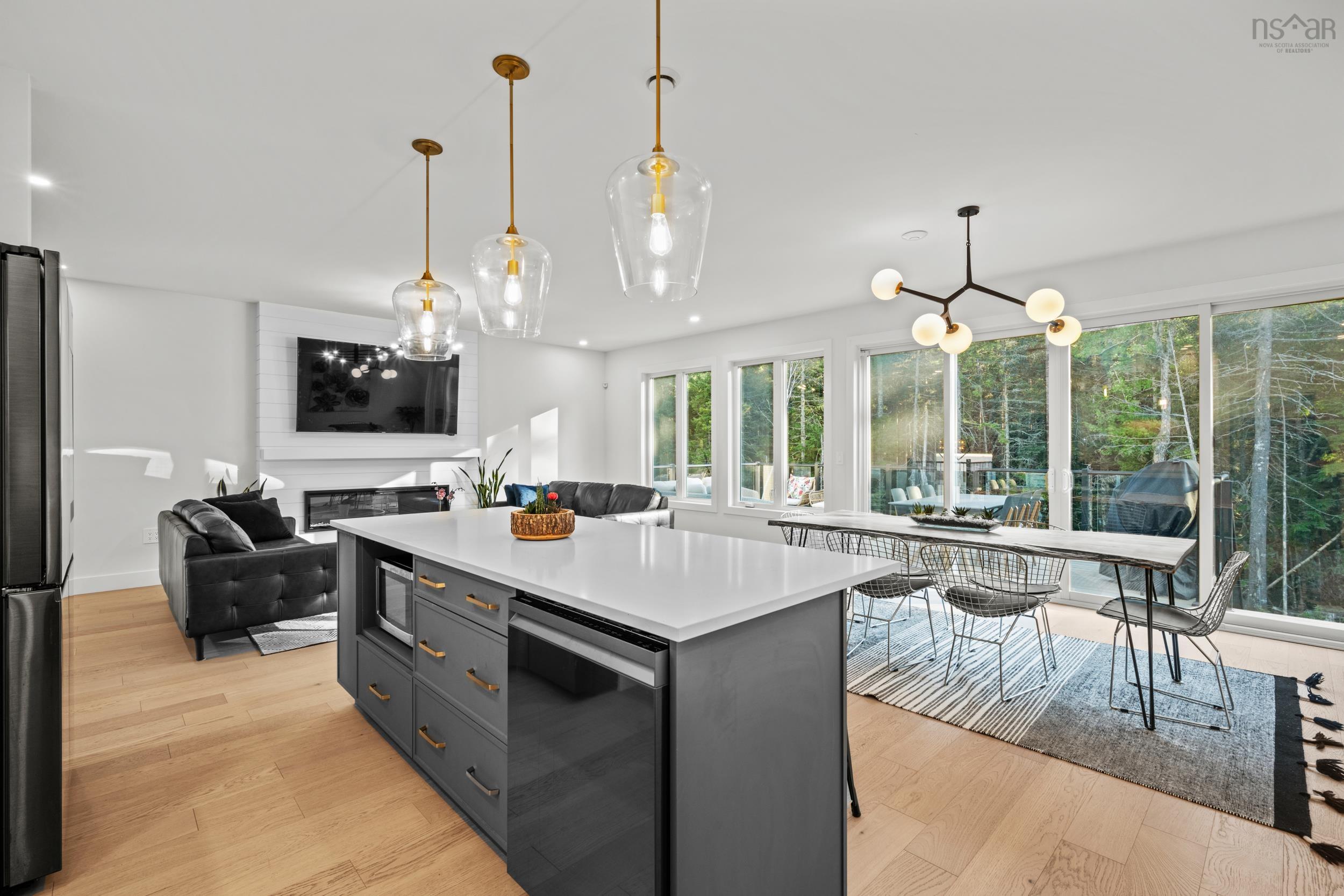 $1,219,900.00: 220 Talus Avenue, Bedford