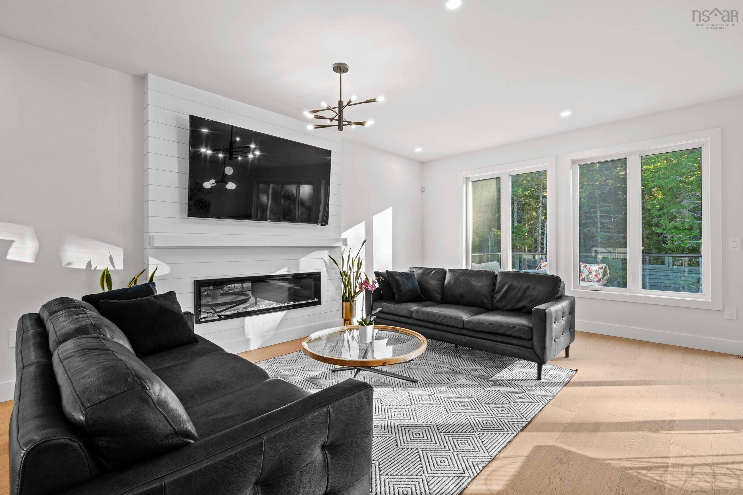 $1,219,900.00: 220 Talus Avenue, Bedford