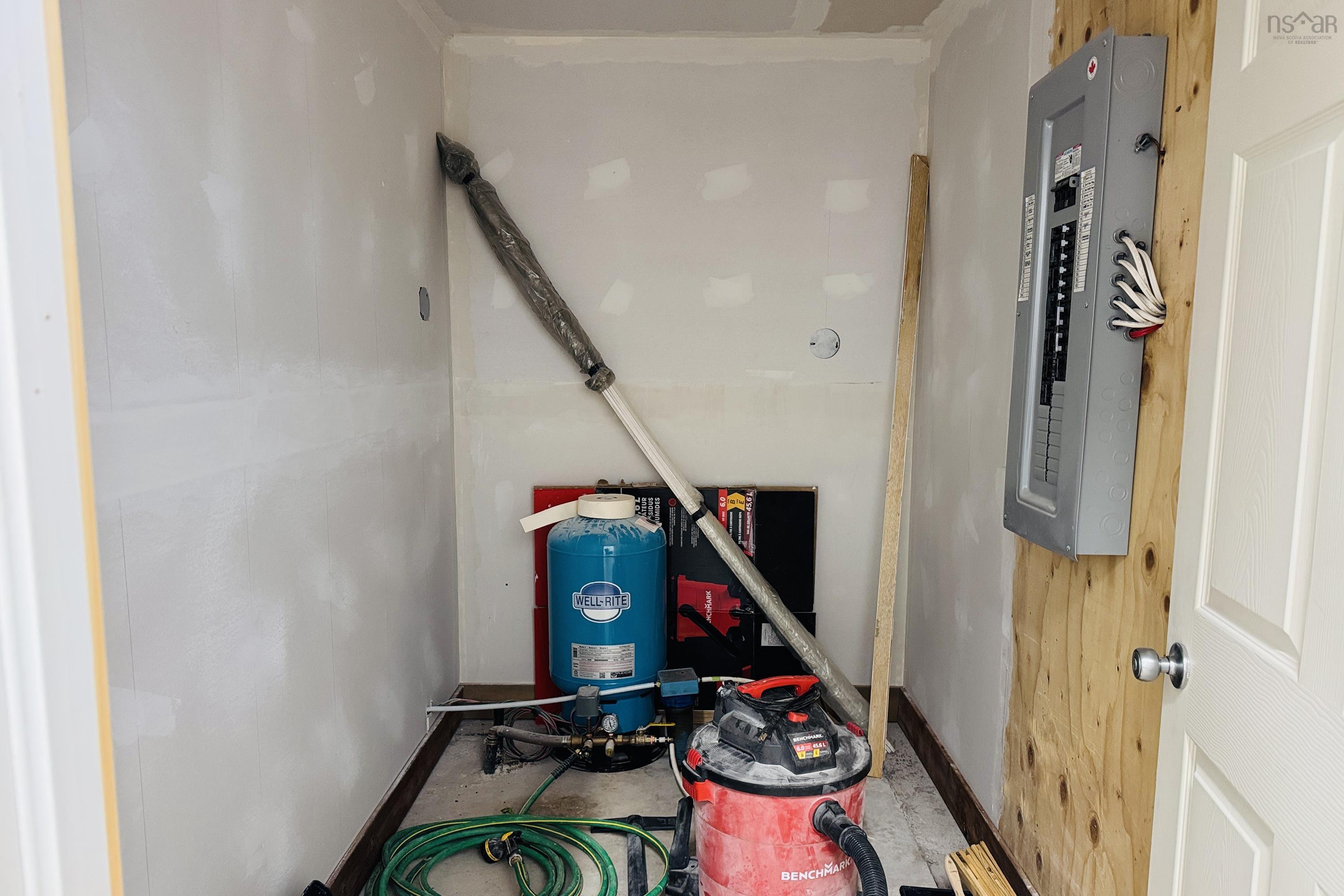 $249,900.00: 4296 Highway 2, Cross Roads