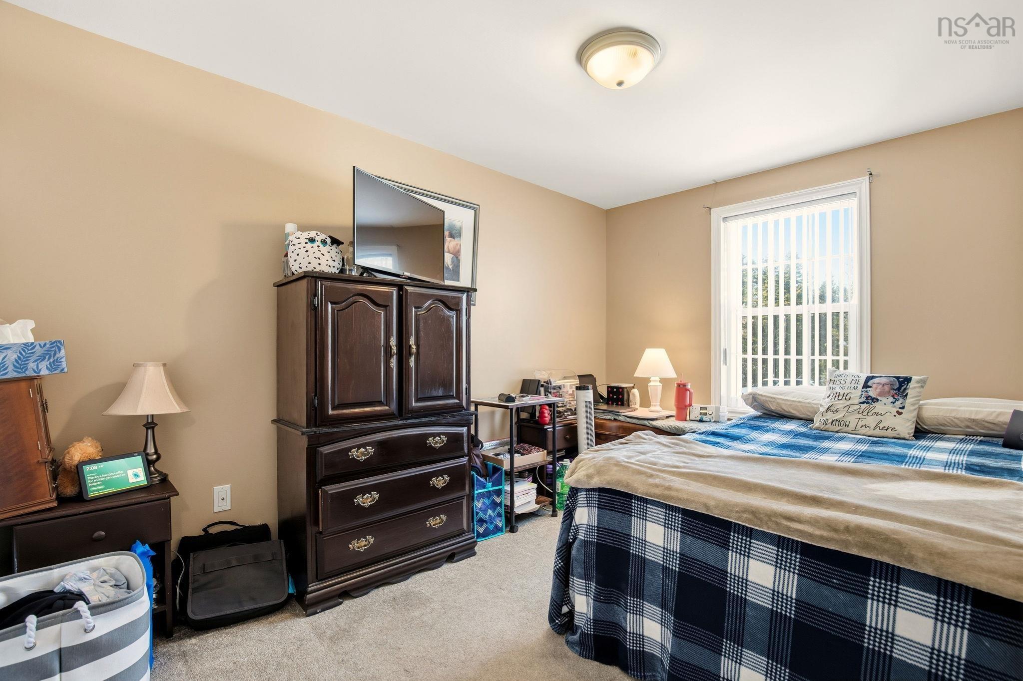 $419,900.00: 107 South Uniacke Road, South Uniacke