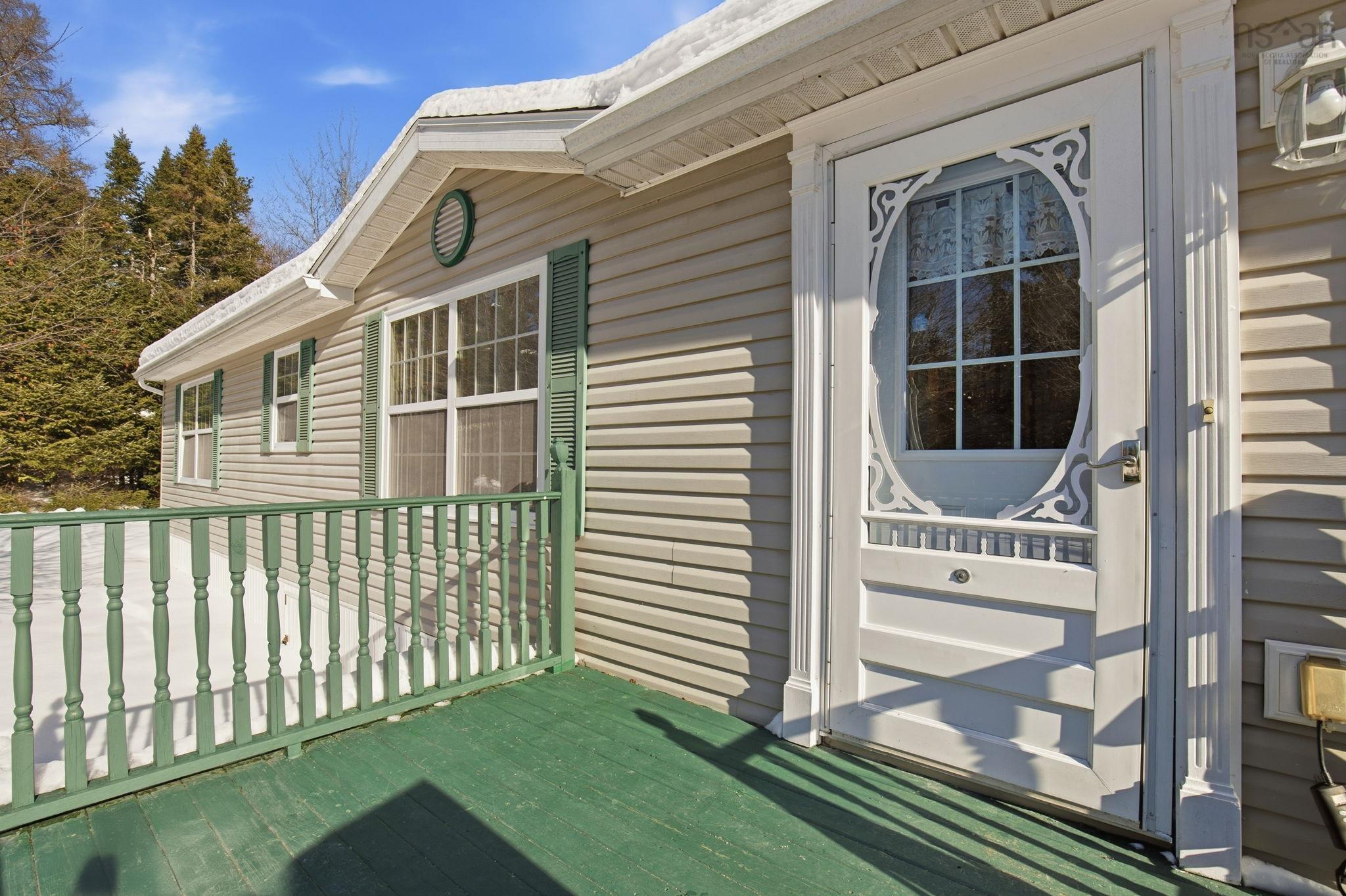 $419,900.00: 107 South Uniacke Road, South Uniacke