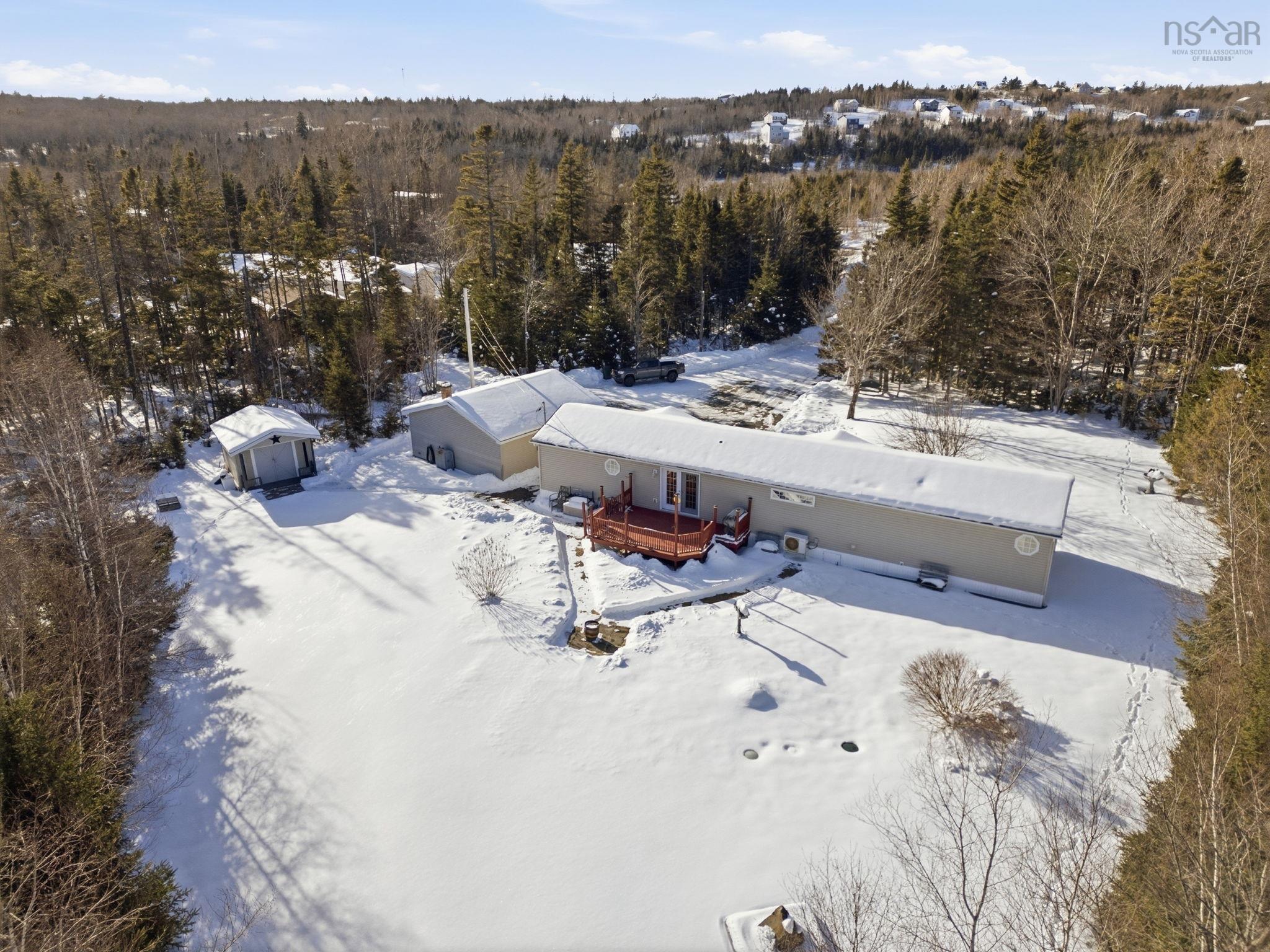 $419,900.00: 107 South Uniacke Road, South Uniacke