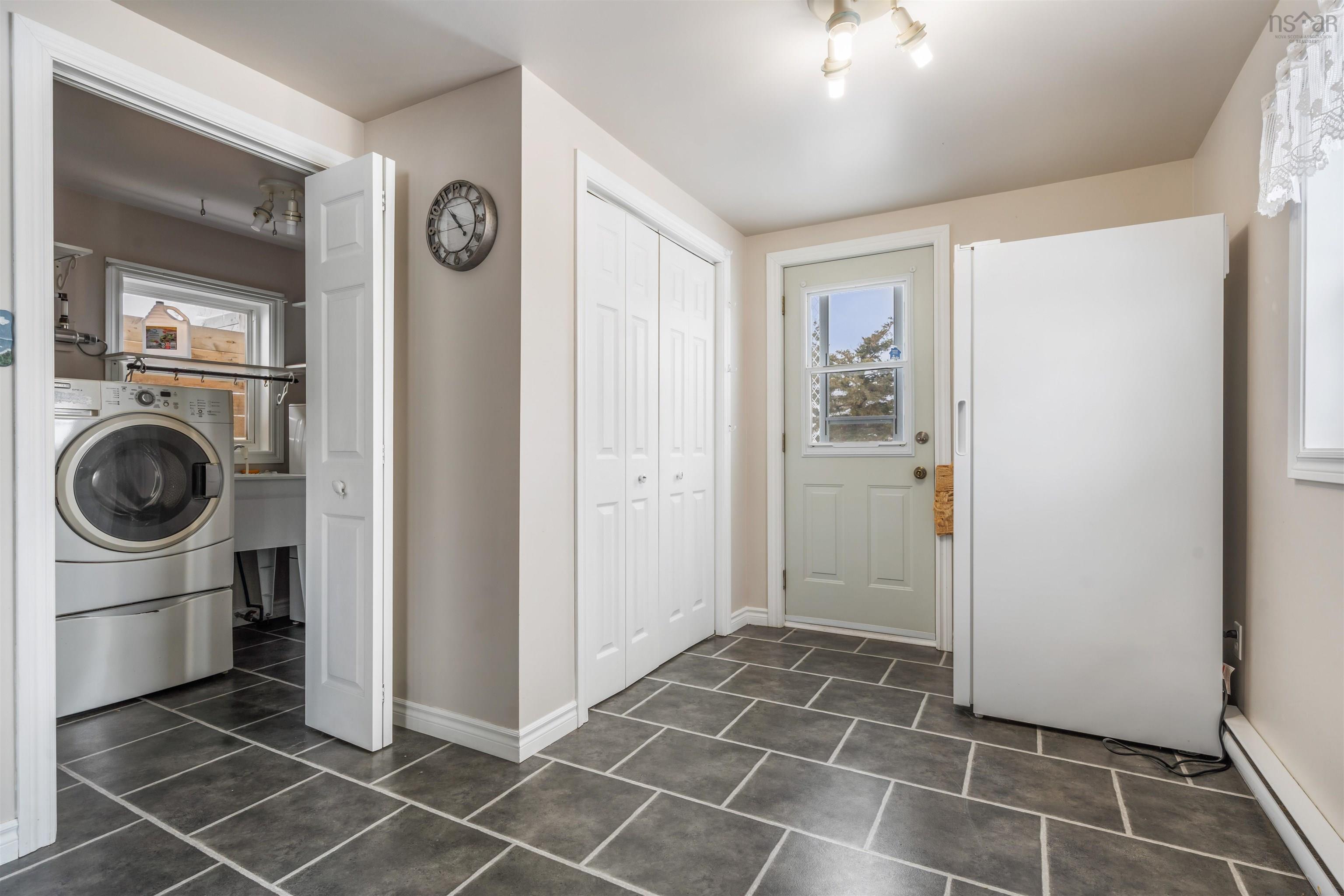 $469,900.00: 59 West Toney Drive, Seafoam