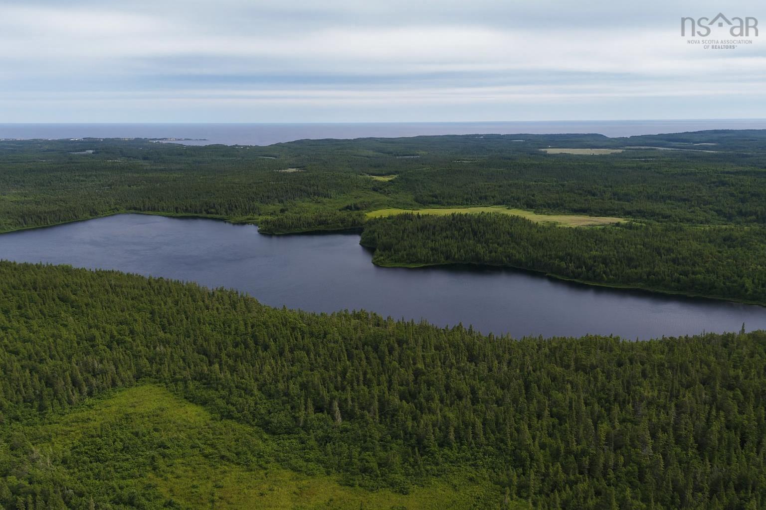 $399,000.00: 368 Acres Mackenzie Lake, Framboise