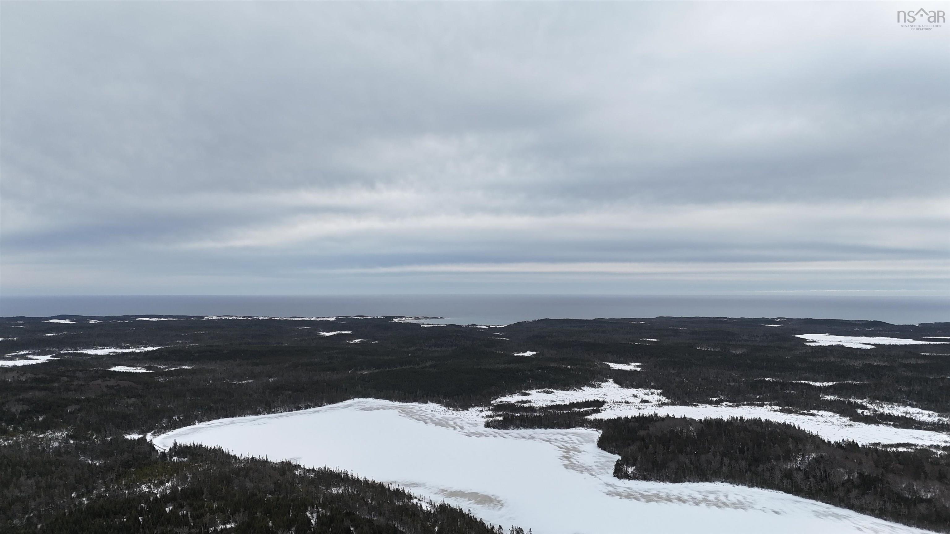 $399,000.00: 368 Acres Mackenzie Lake, Framboise