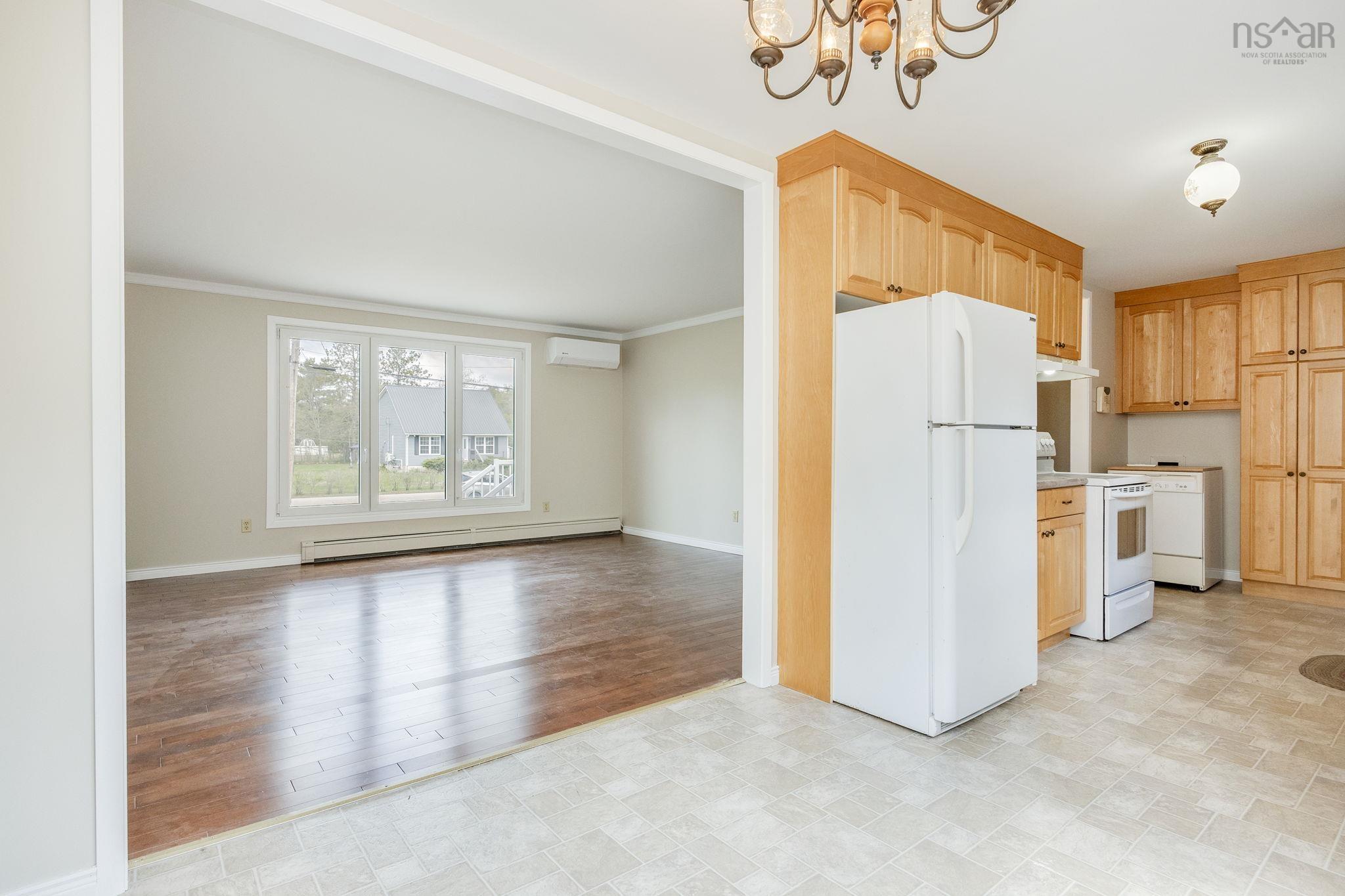 $390,000.00: 32 Aldred Road, Wilmot