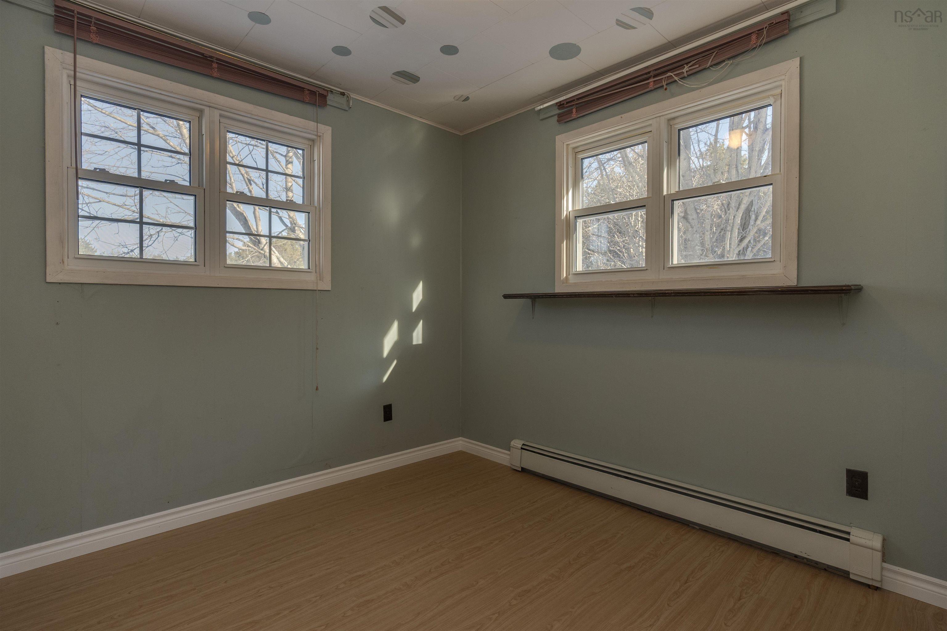 $399,900.00: 32 Aldred Road, Wilmot