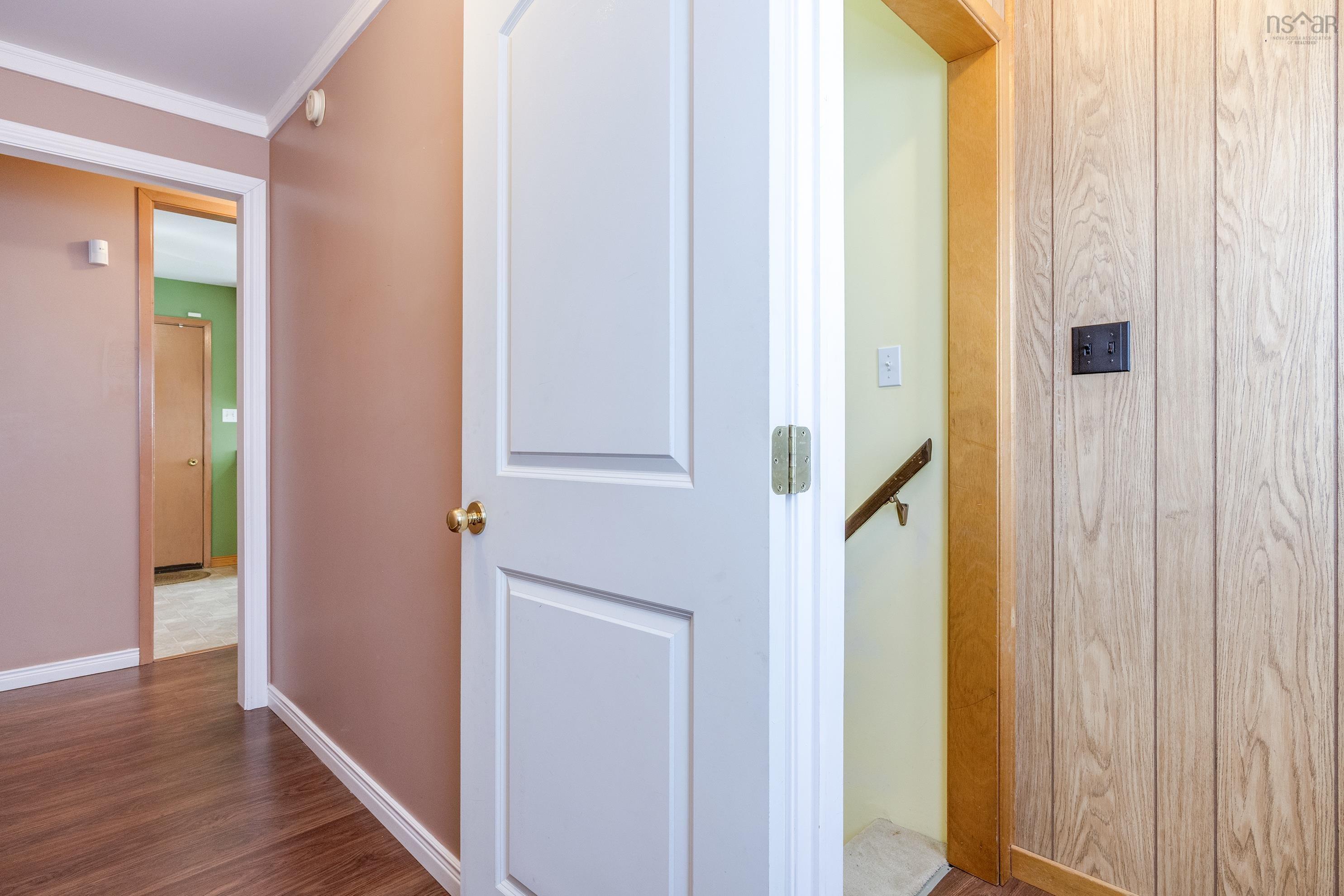 $399,900.00: 32 Aldred Road, Wilmot