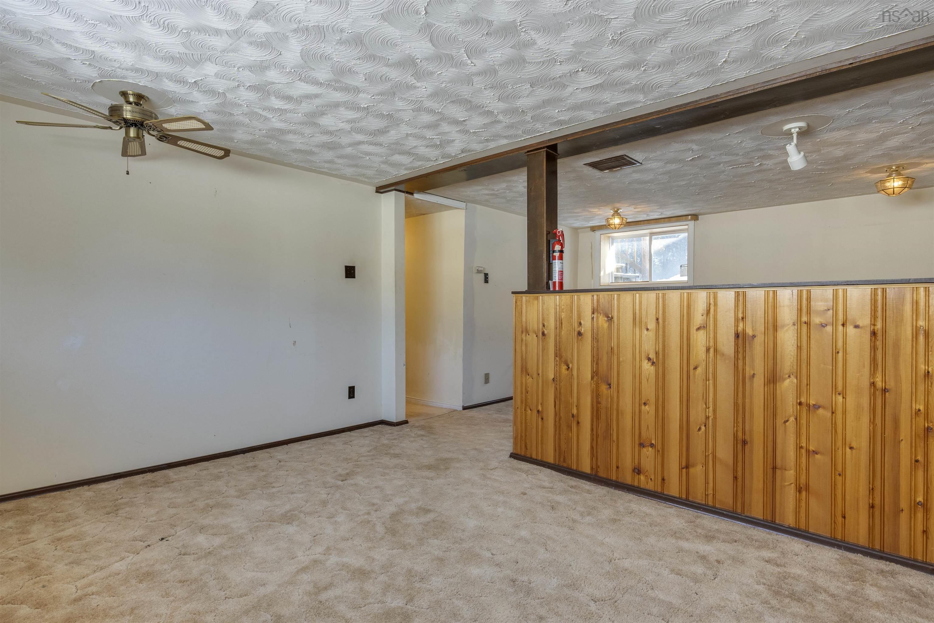 $399,900.00: 32 Aldred Road, Wilmot