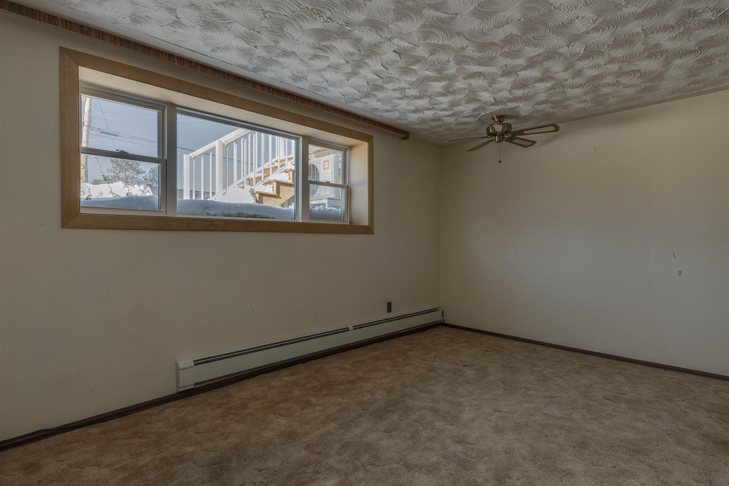 $399,900.00: 32 Aldred Road, Wilmot