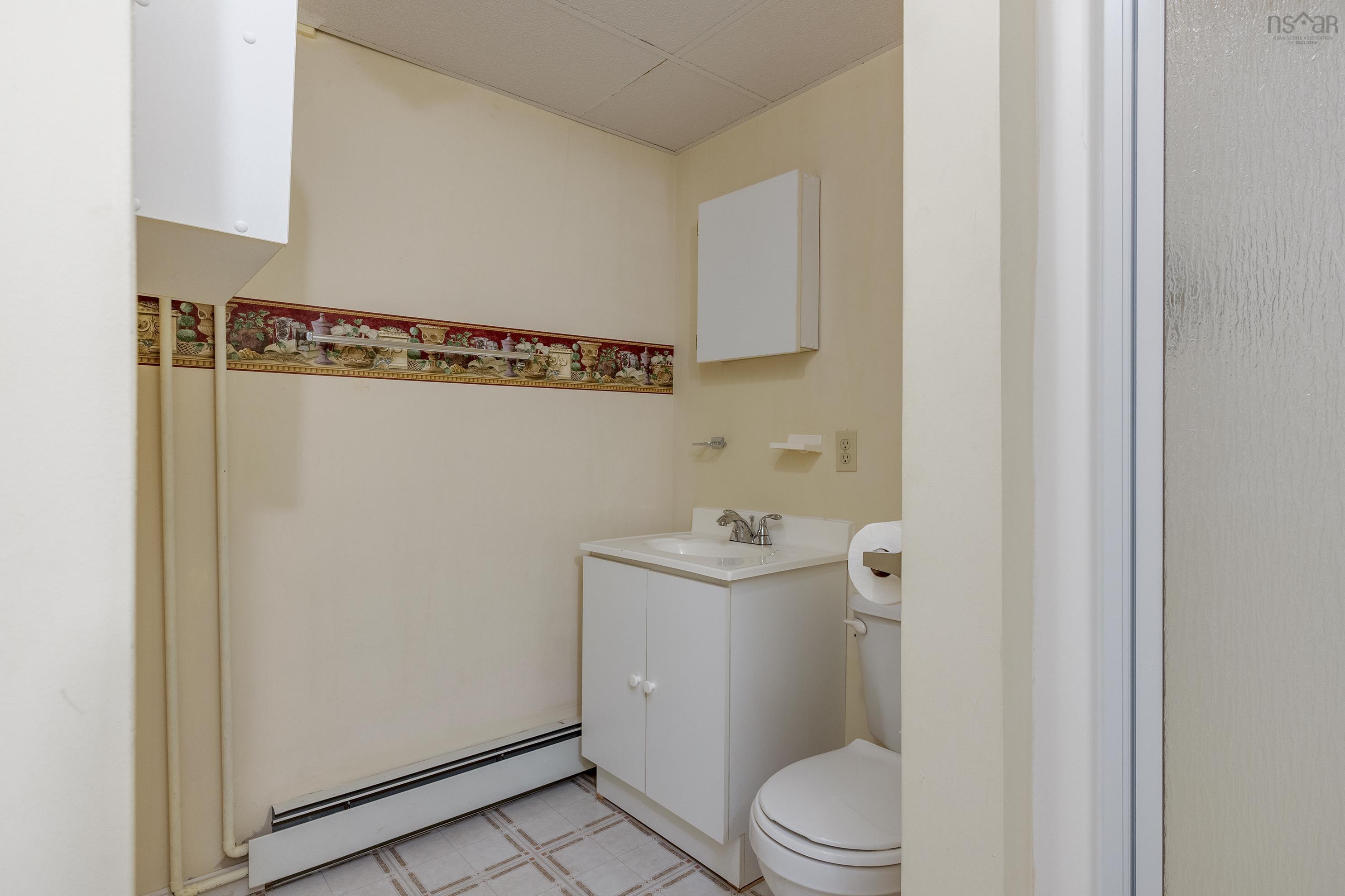 $399,900.00: 32 Aldred Road, Wilmot