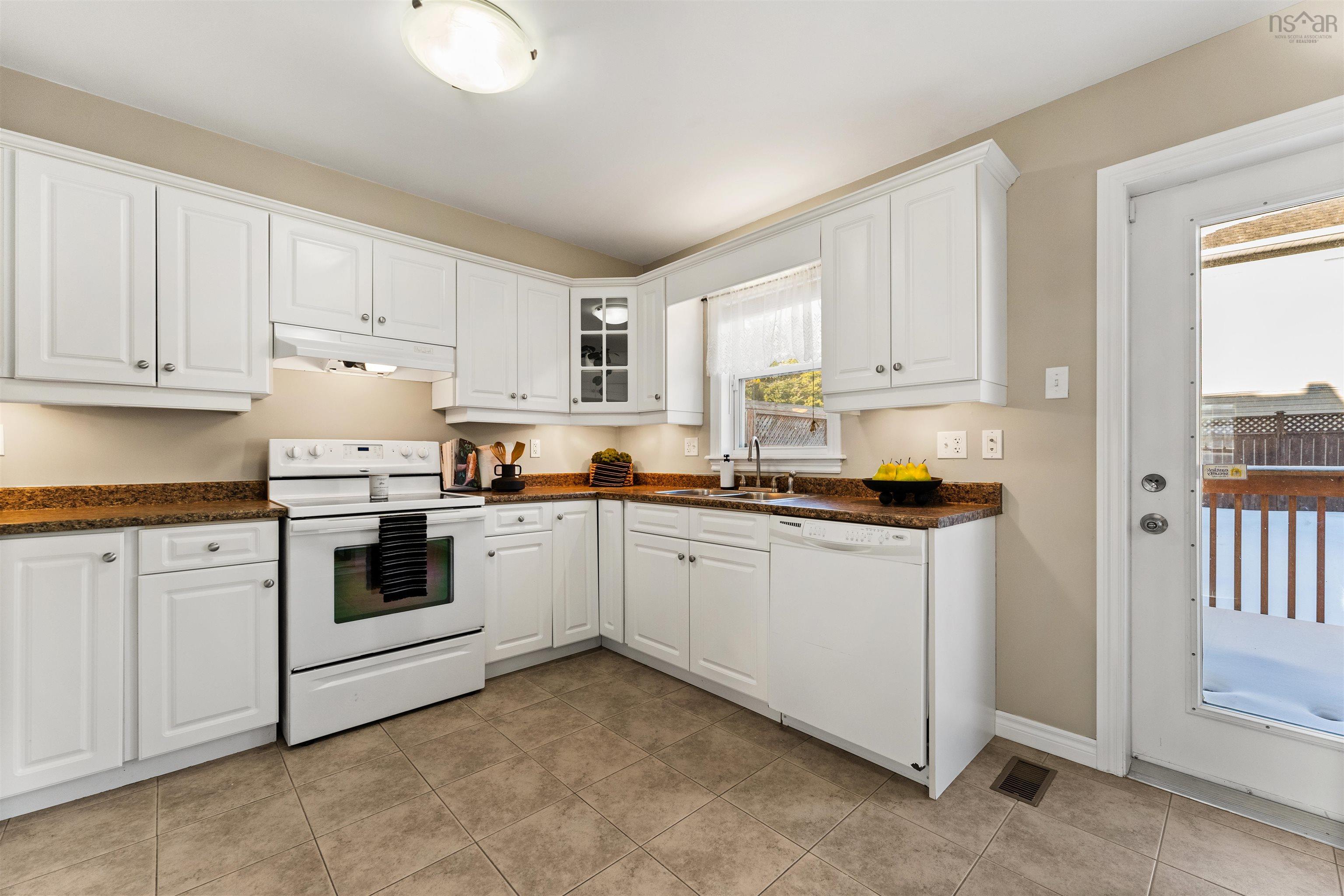 5 Collingwood Court, Dartmouth, NS (MLS 202602686)