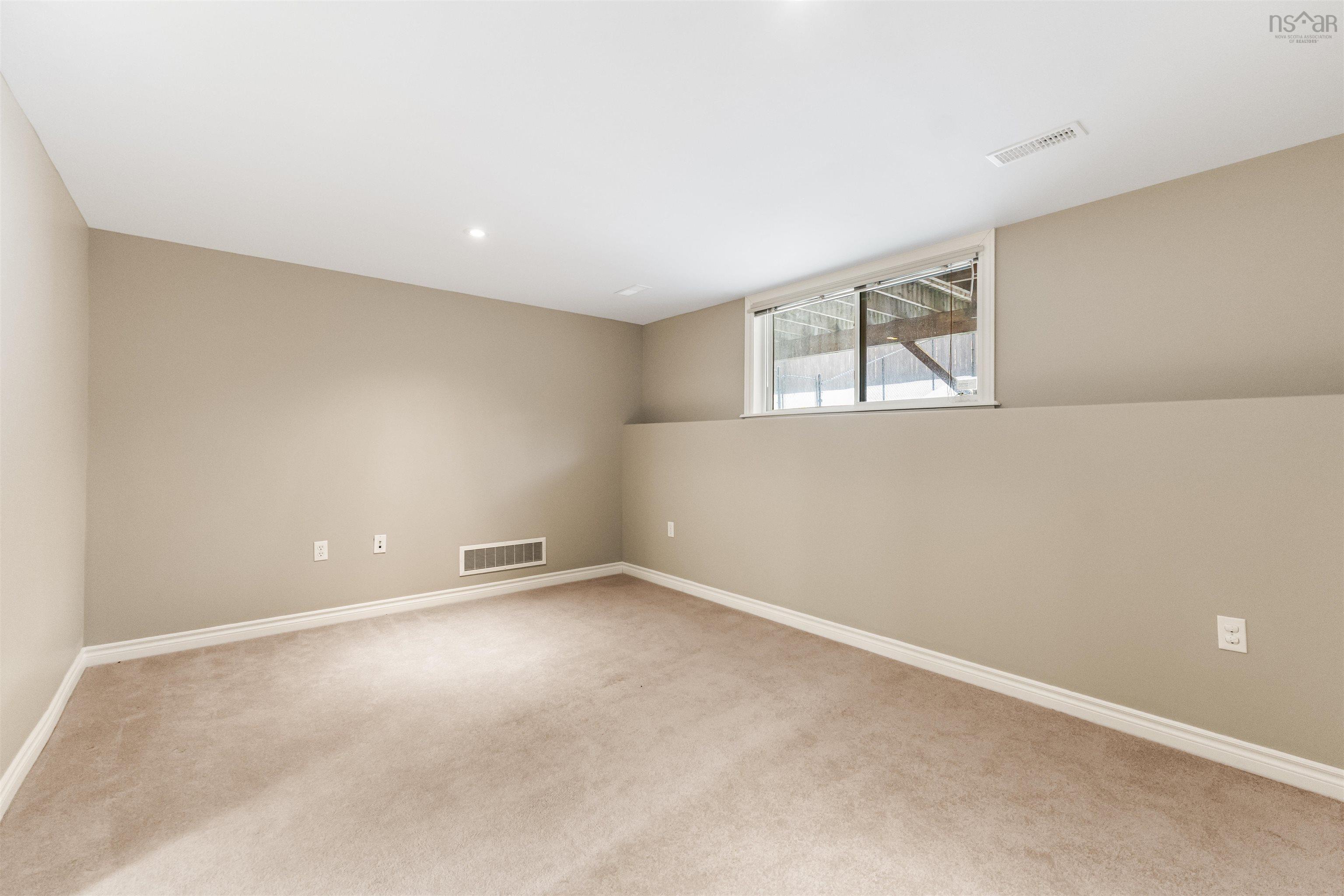 5 Collingwood Court, Dartmouth, NS (MLS 202602686)