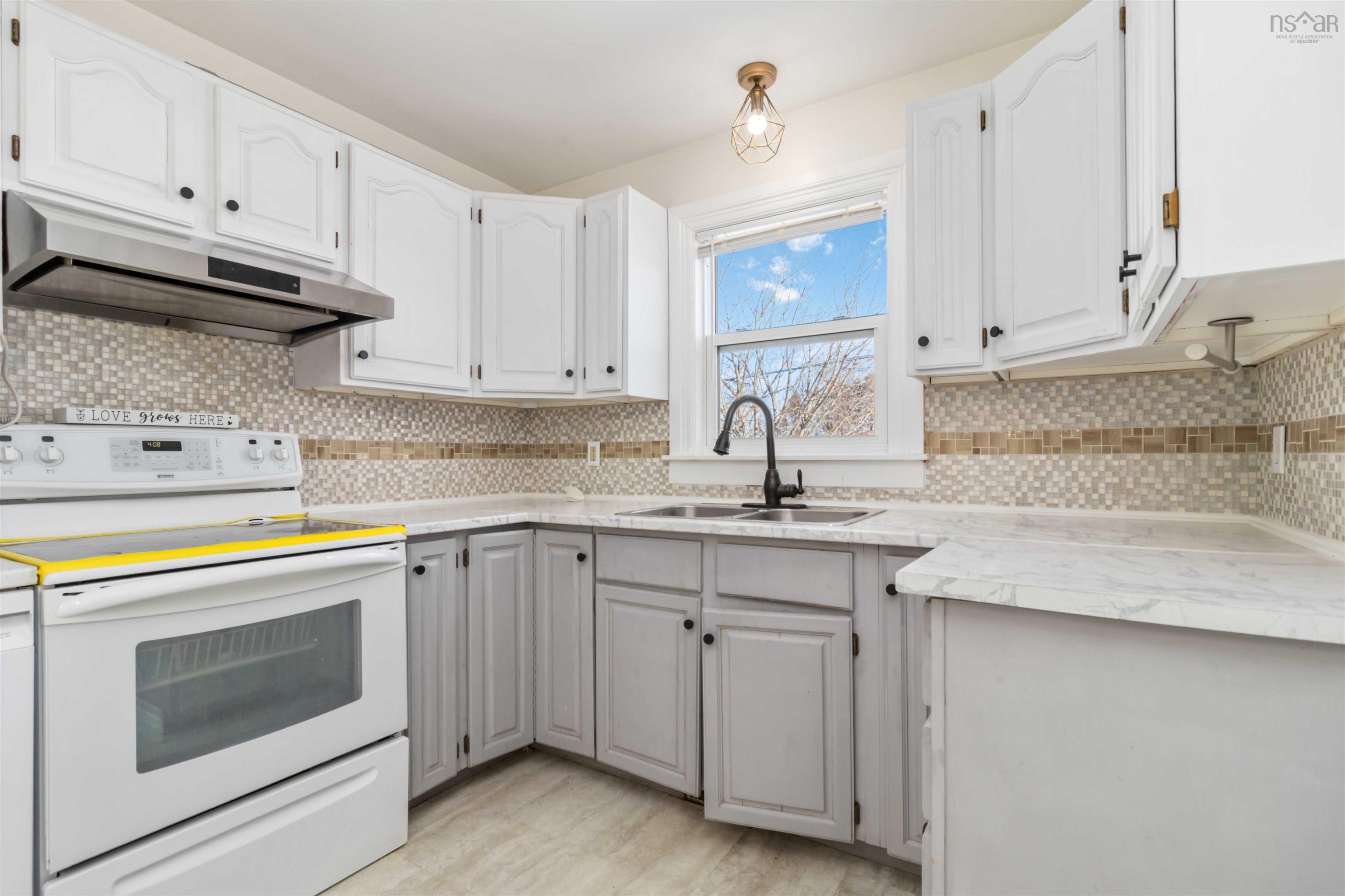 24 Laurie Drive, Lower Sackville, NS (MLS 202602687)