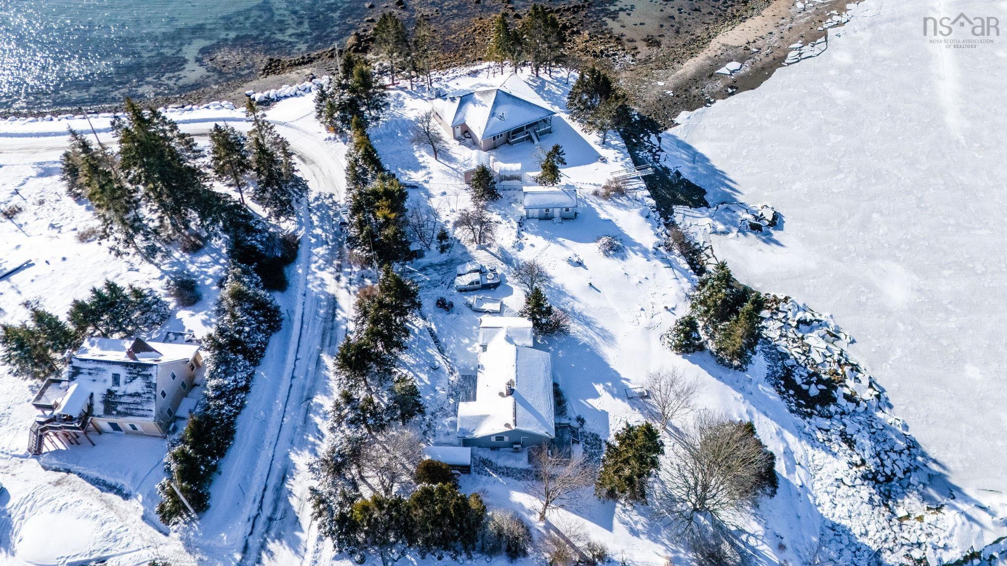 $765,000.00: 211 Sunset Drive, Glen Haven