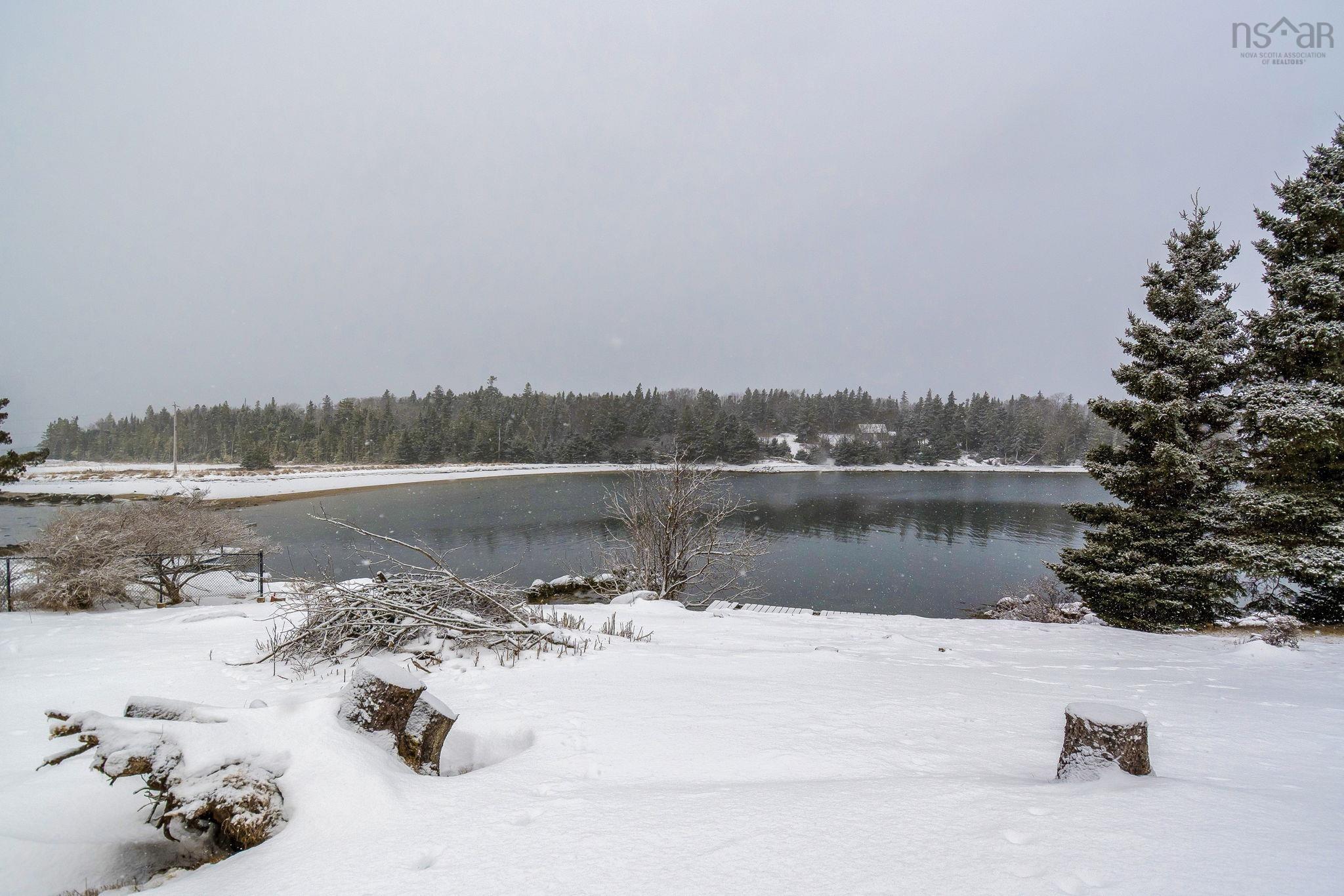 $765,000.00: 211 Sunset Drive, Glen Haven