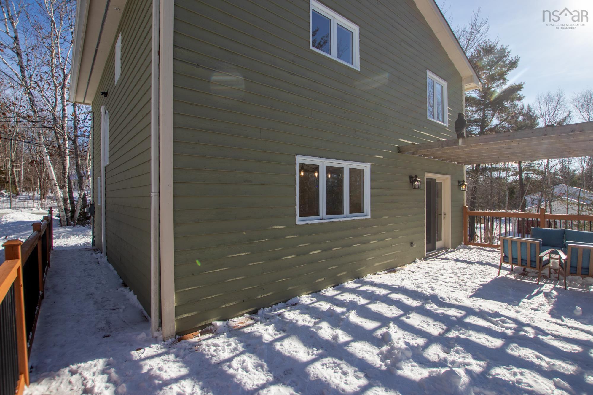 $729,900.00: 6 Devonport Avenue, Fall River