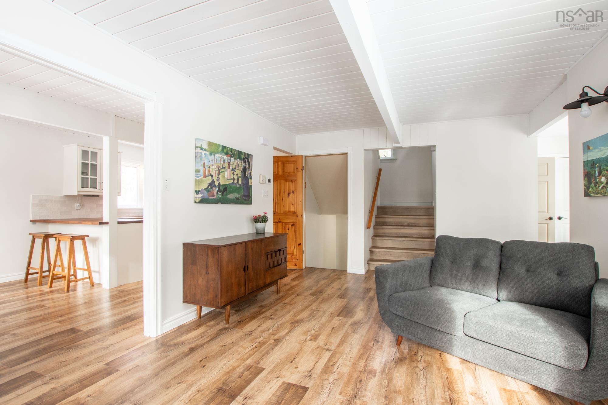 $729,900.00: 6 Devonport Avenue, Fall River