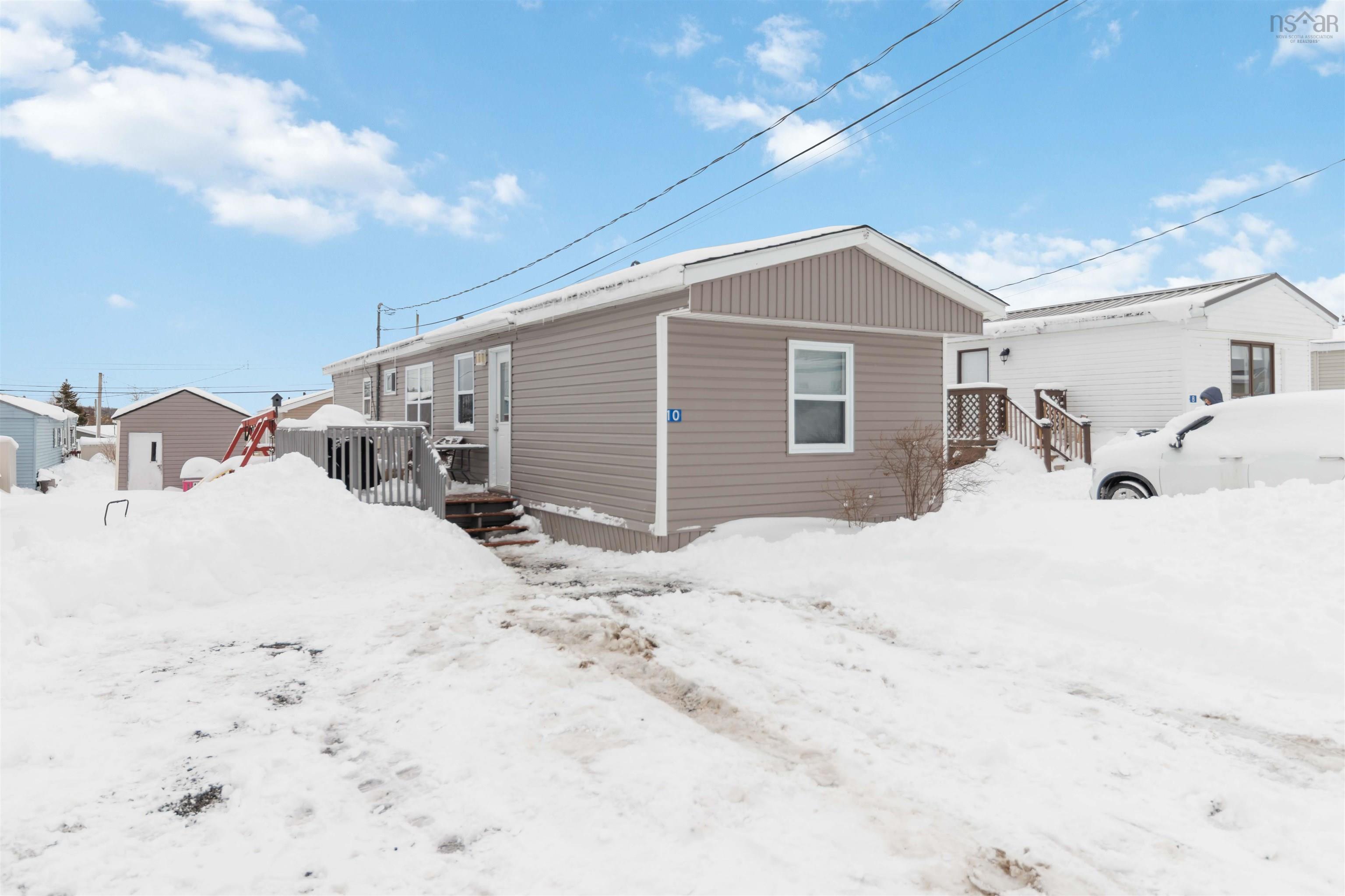 $189,900.00: 10 Michael Avenue, Mount Uniacke