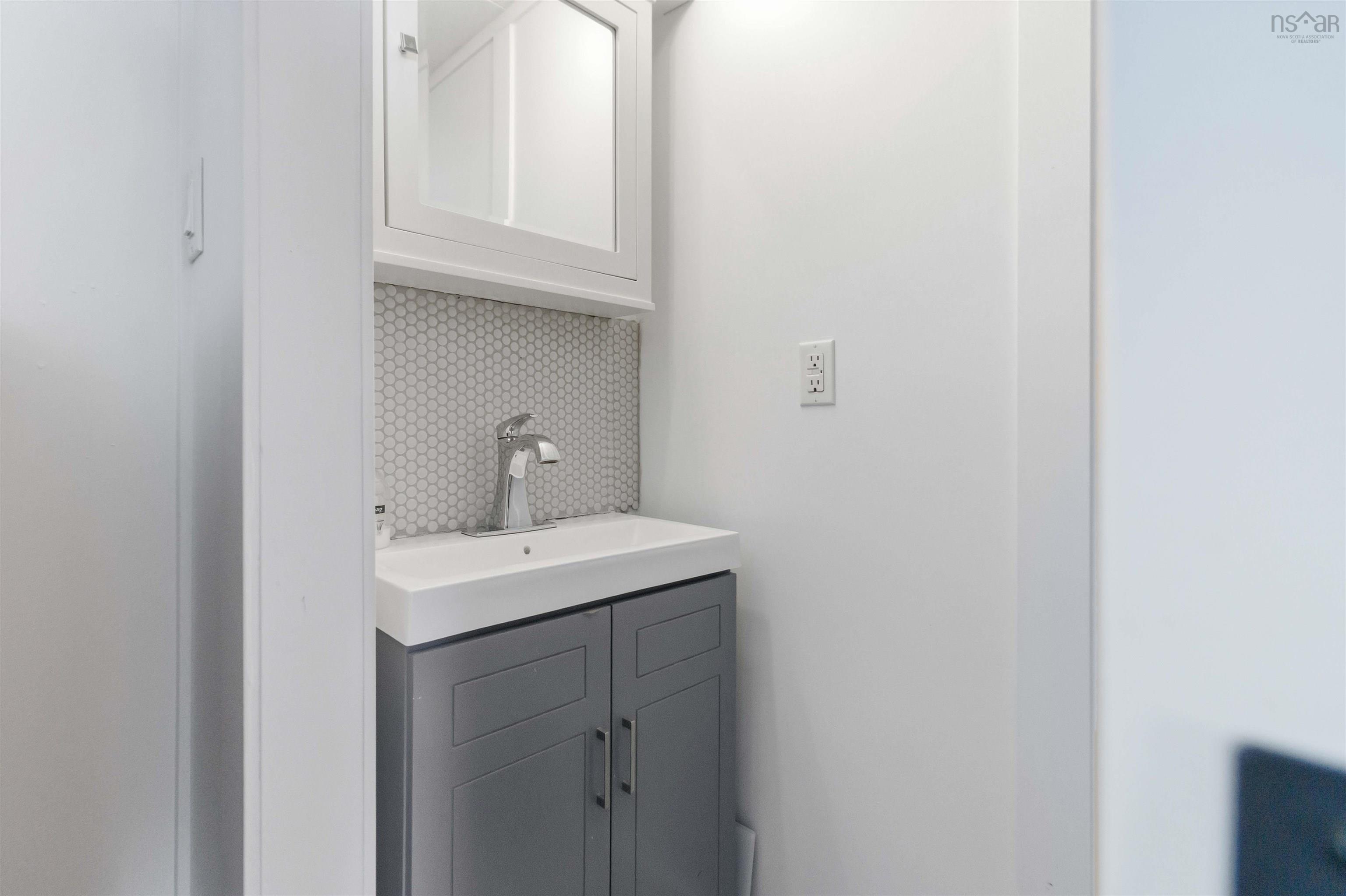 $189,900.00: 10 Michael Avenue, Mount Uniacke