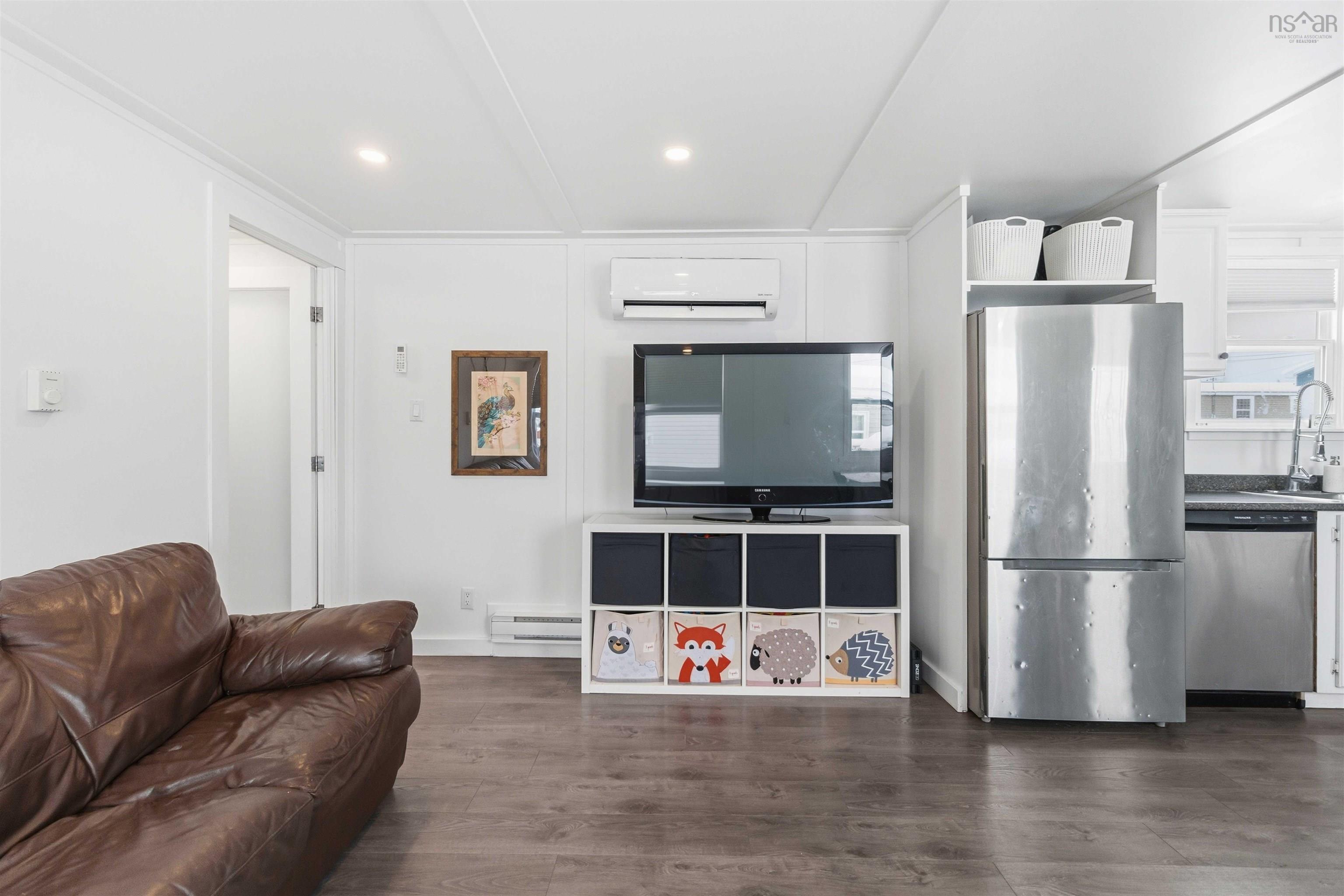 $189,900.00: 10 Michael Avenue, Mount Uniacke