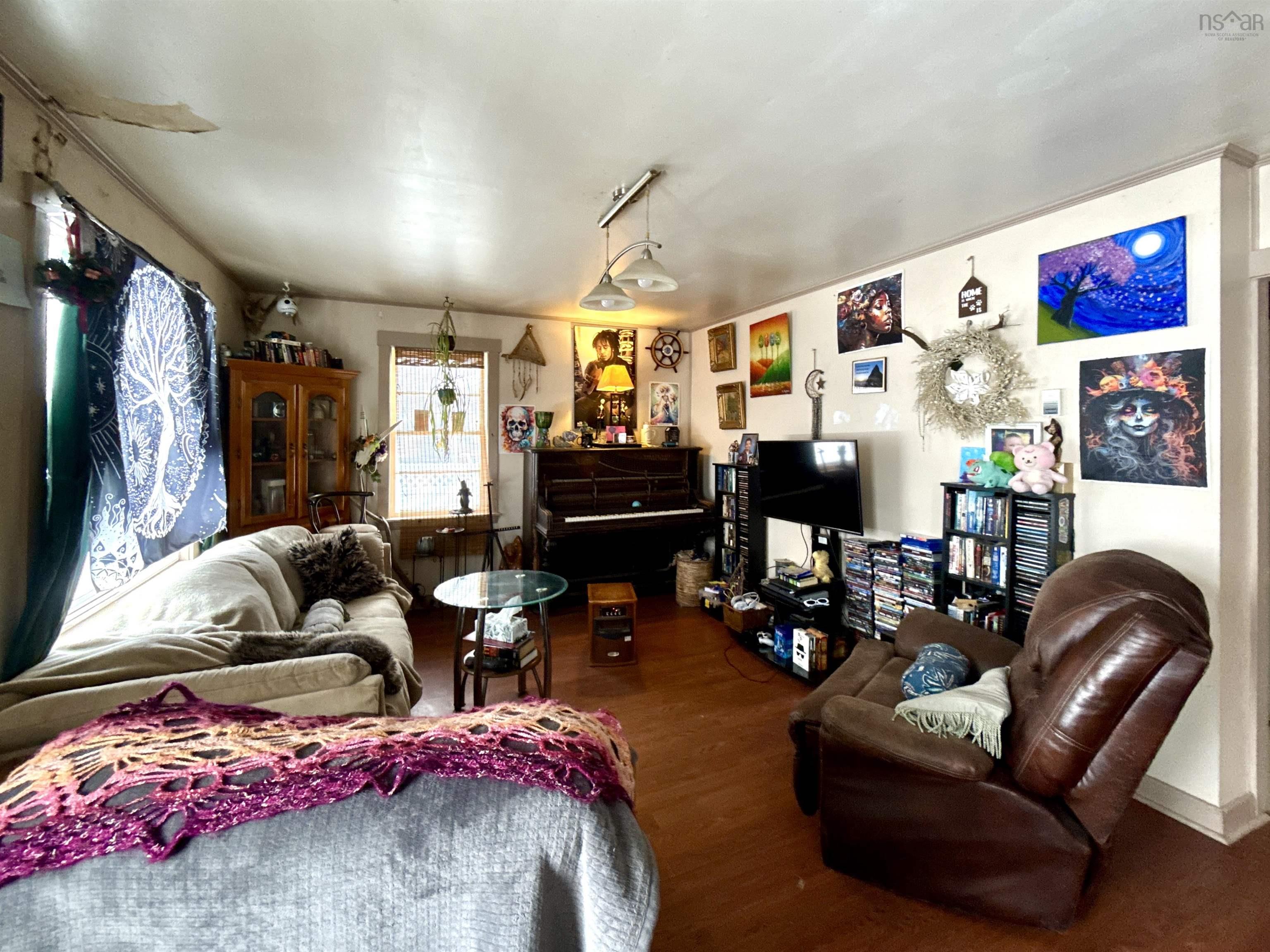 $174,900.00: 2624 Highway 1, Aylesford