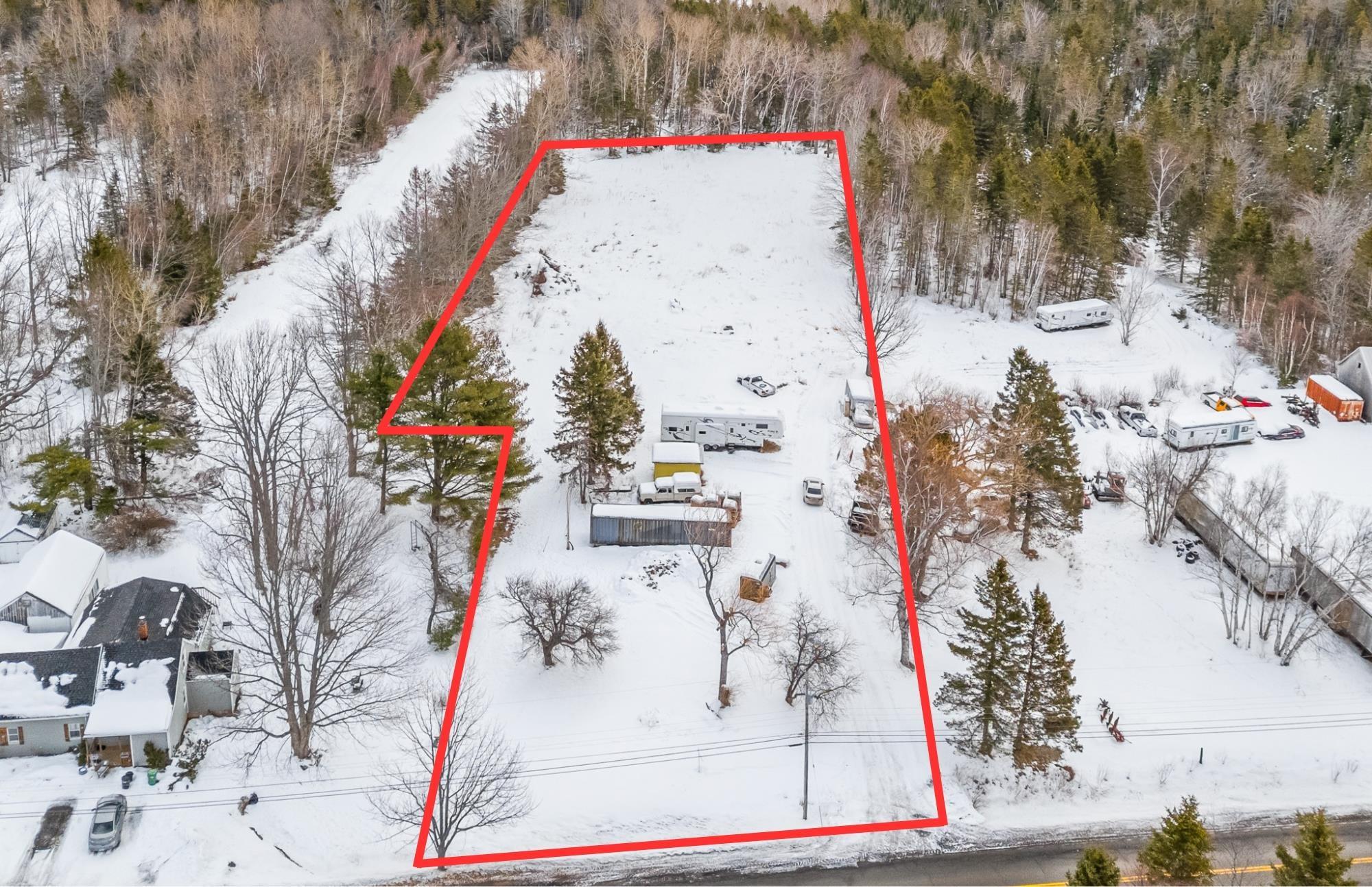 $99,999.00: 5460 HIGHWAY 215, Kempt Shore