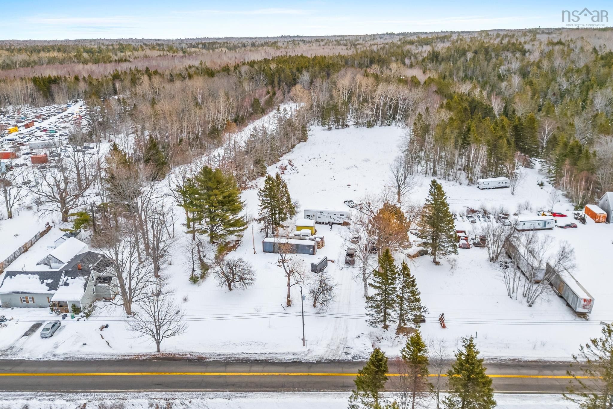 $99,999.00: 5460 HIGHWAY 215, Kempt Shore