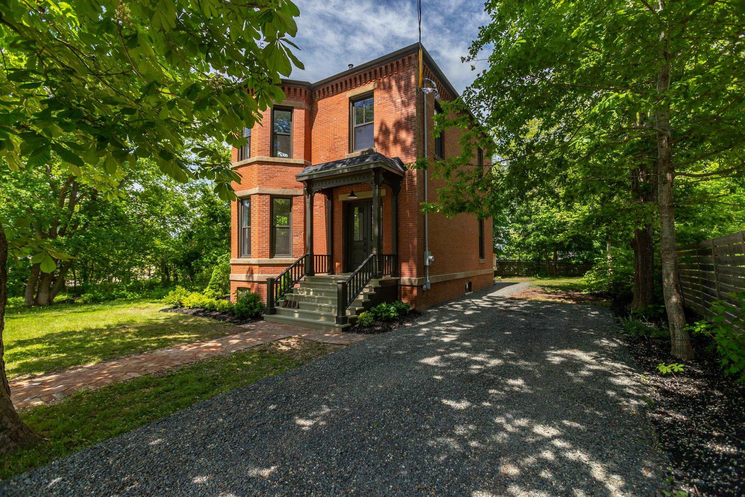 $775,000.00: 780 St. George Street, Annapolis Royal