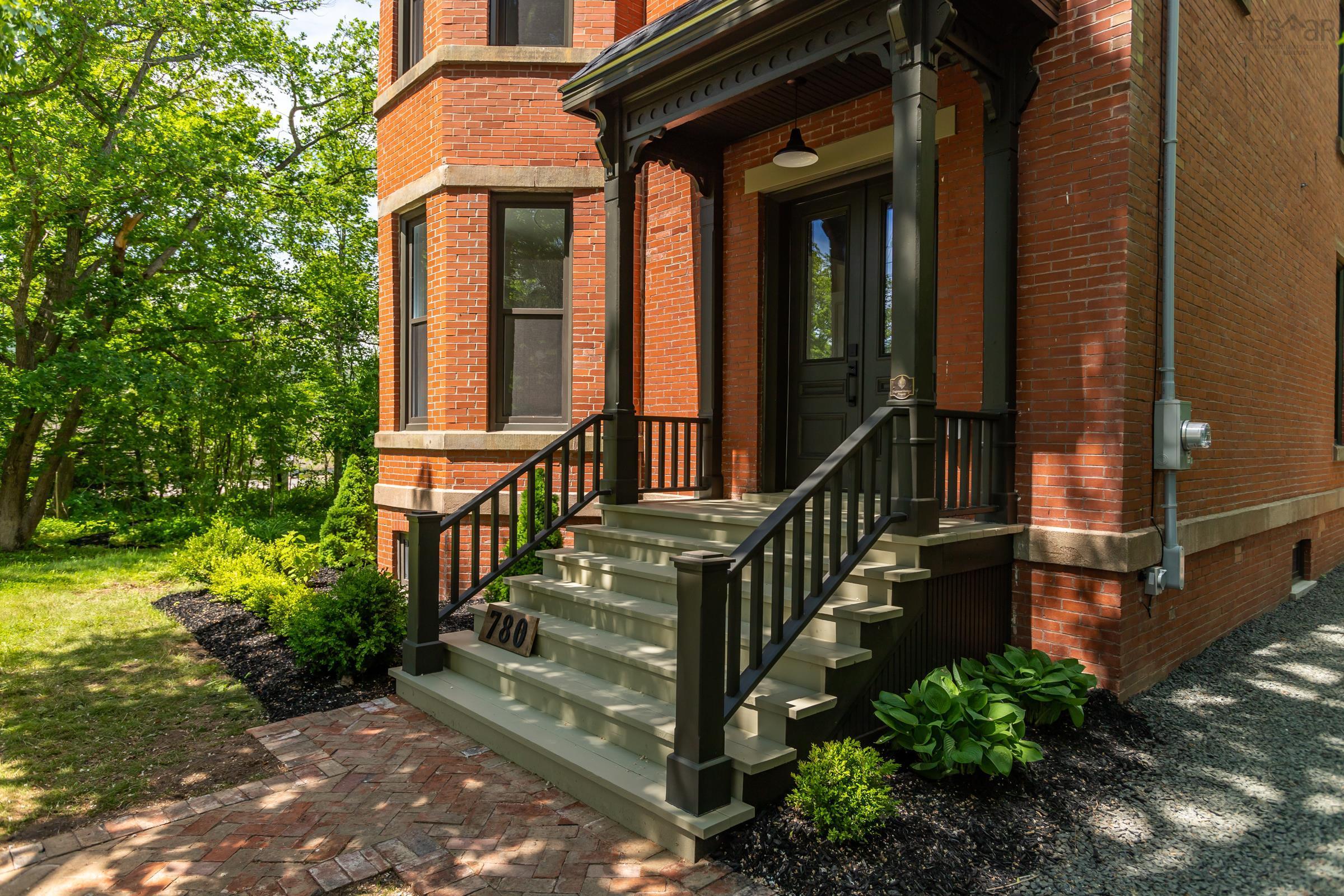 $775,000.00: 780 St. George Street, Annapolis Royal