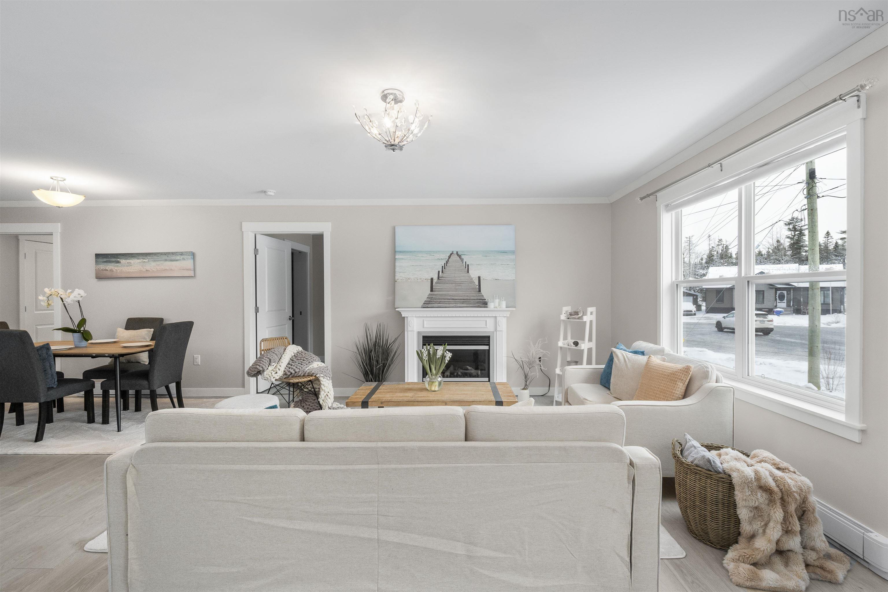 $449,900.00: 32 Mossberry Close, Hubley