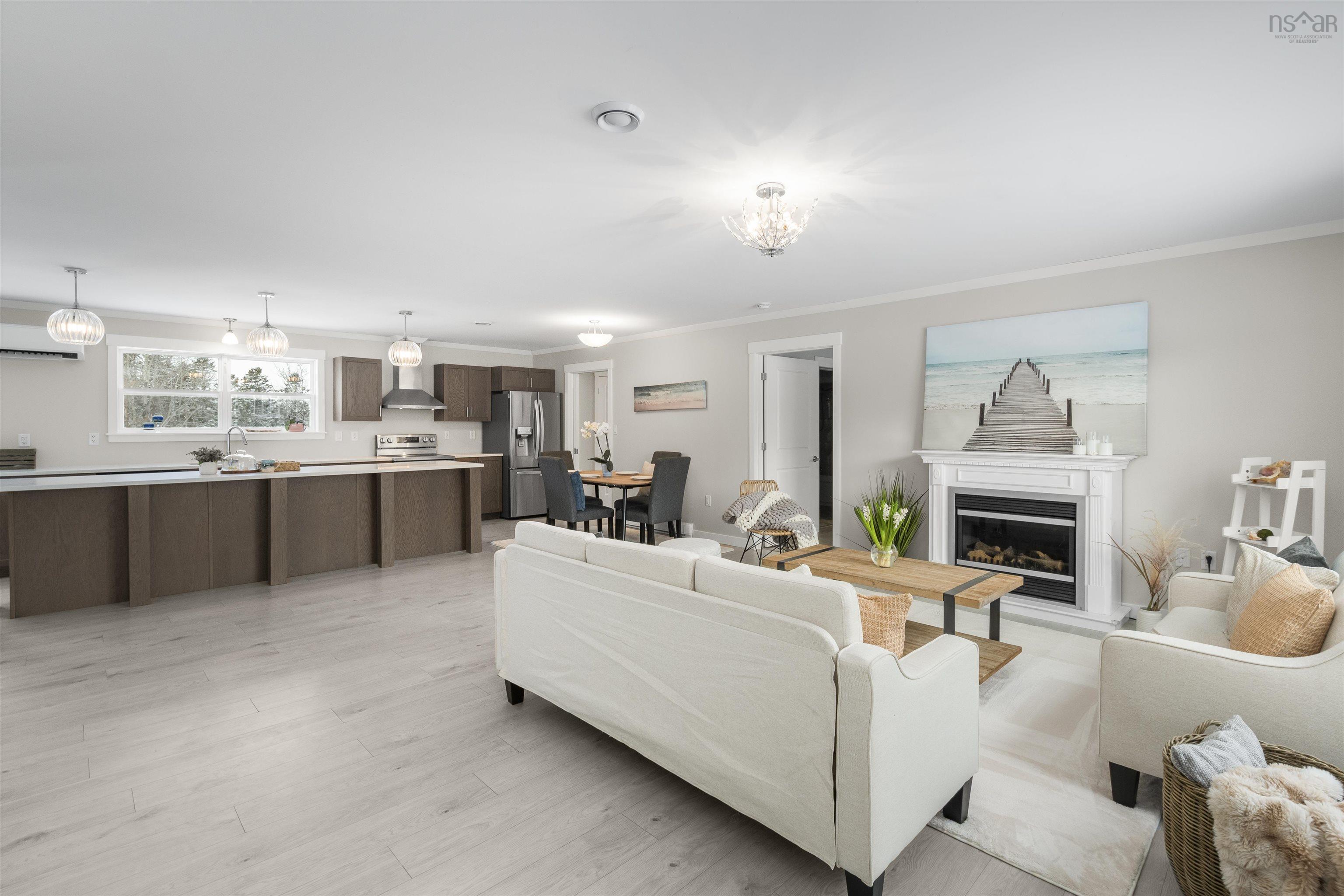 $449,900.00: 32 Mossberry Close, Hubley