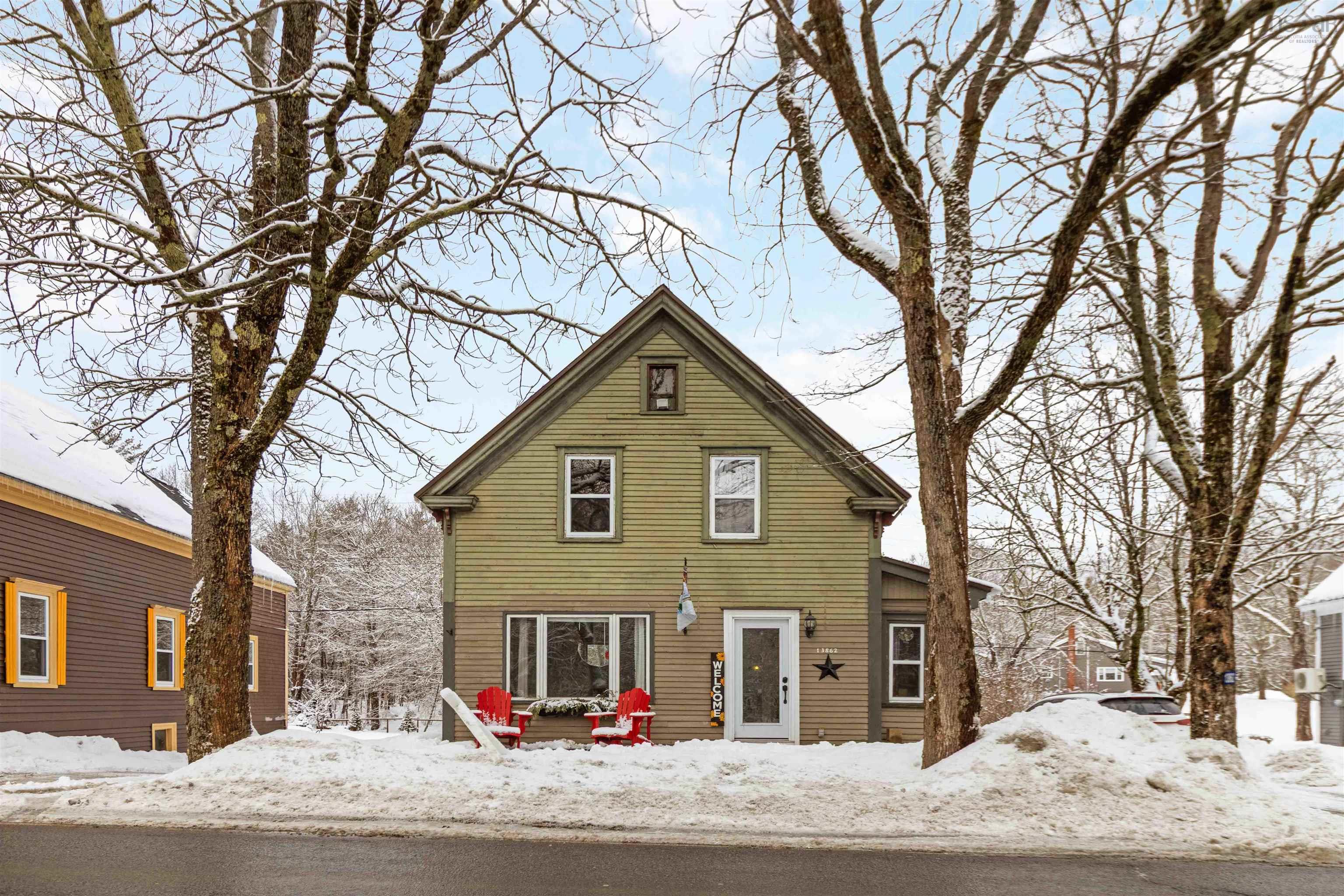 $379,900.00: 13862 Highway 3, Dayspring