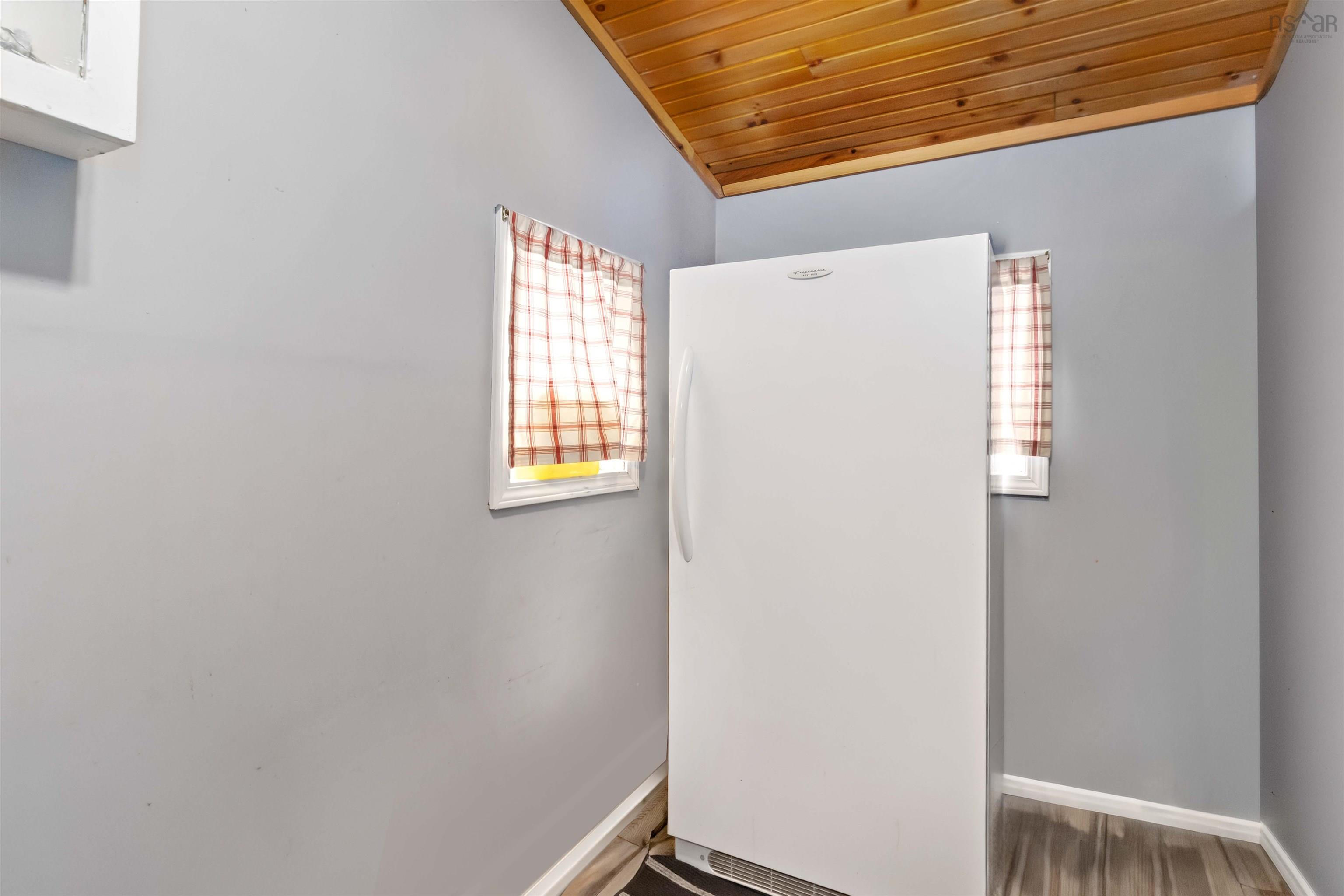 $379,900.00: 13862 Highway 3, Dayspring