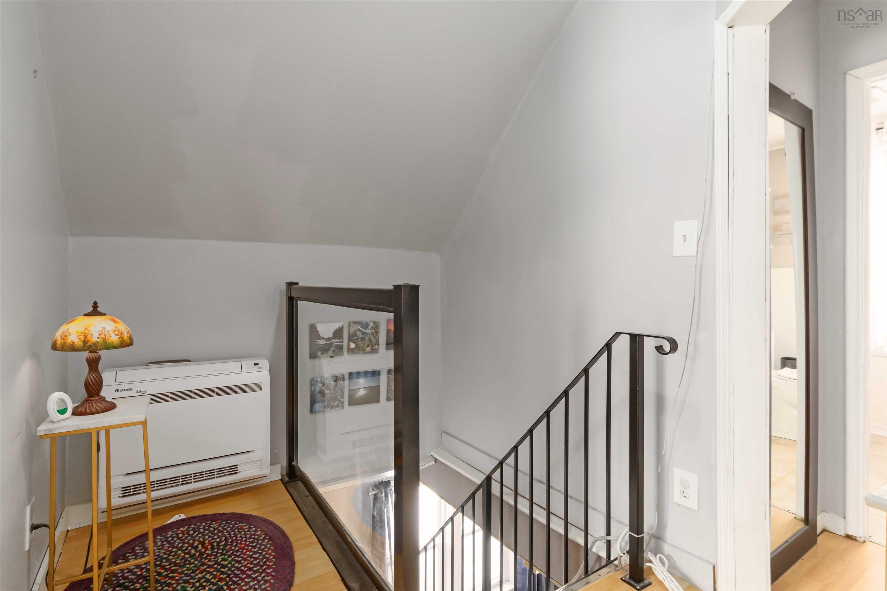 $379,900.00: 13862 Highway 3, Dayspring