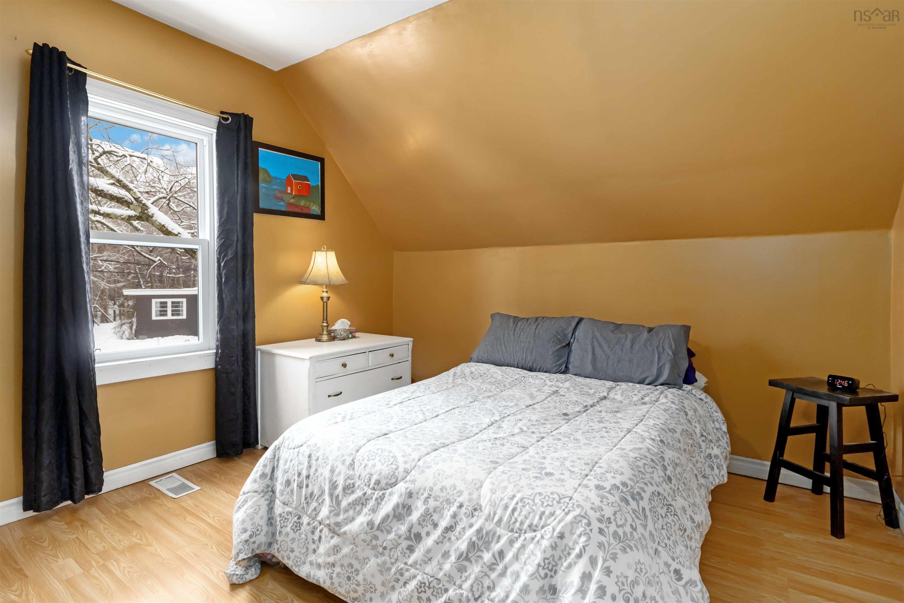 $379,900.00: 13862 Highway 3, Dayspring