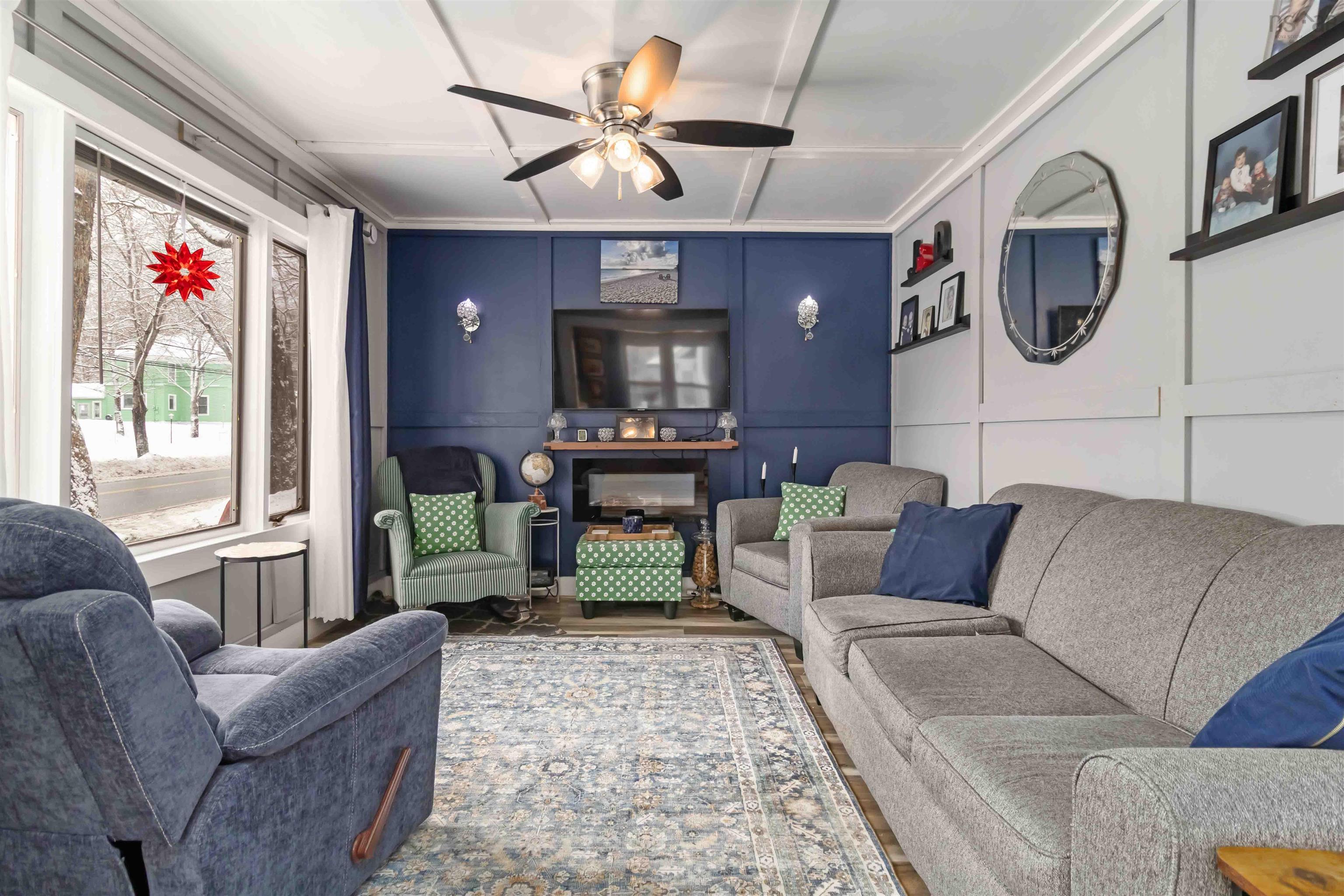 $379,900.00: 13862 Highway 3, Dayspring