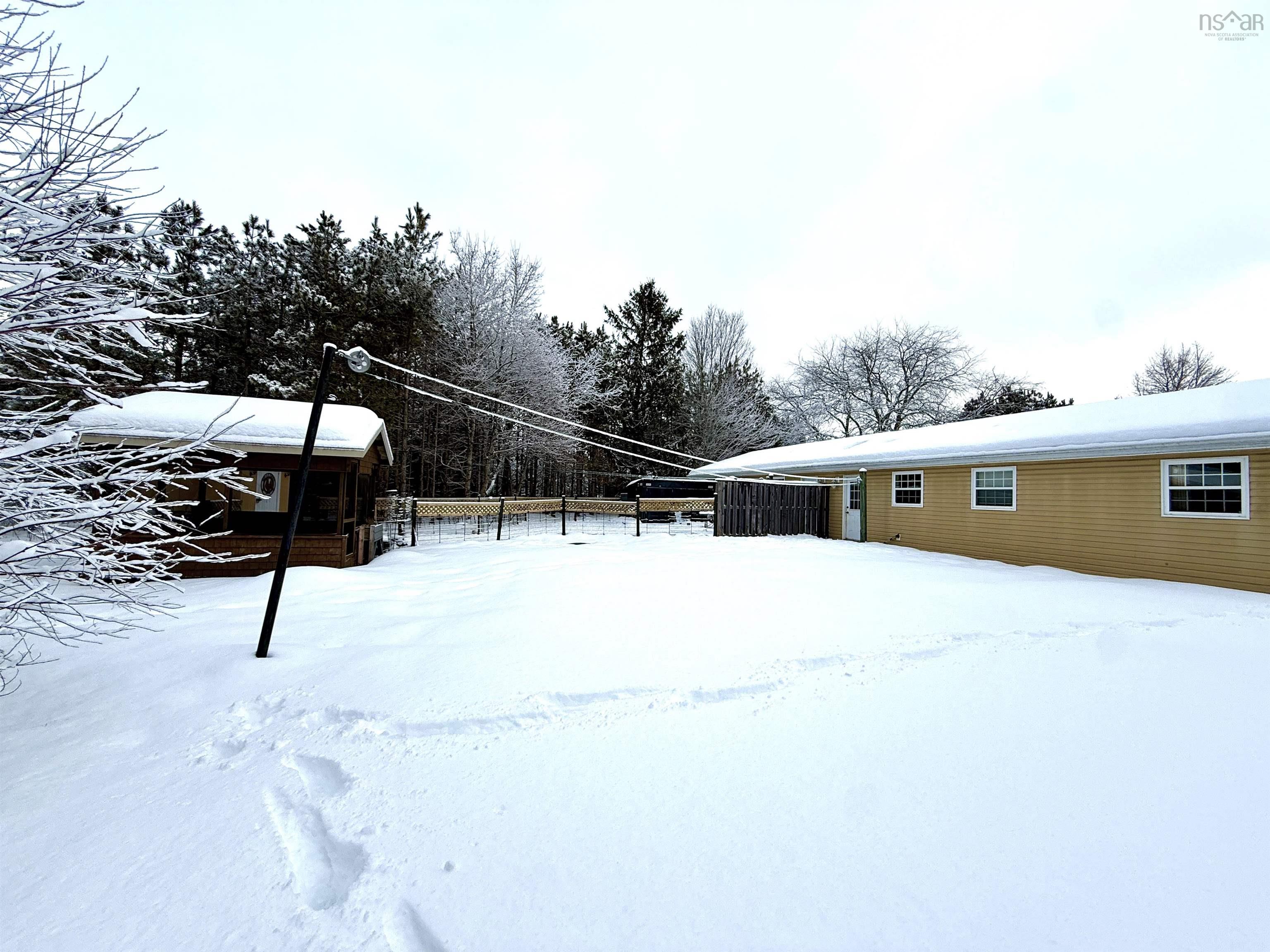 $465,000.00: 47 & 49 Geiger Drive, Wilmot