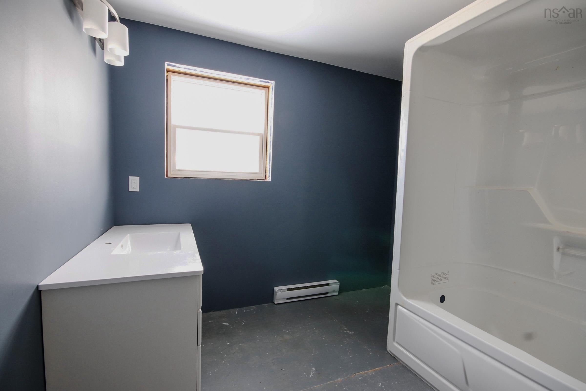 $185,000.00: 7119 Highway 3, Upper Woods Harbour