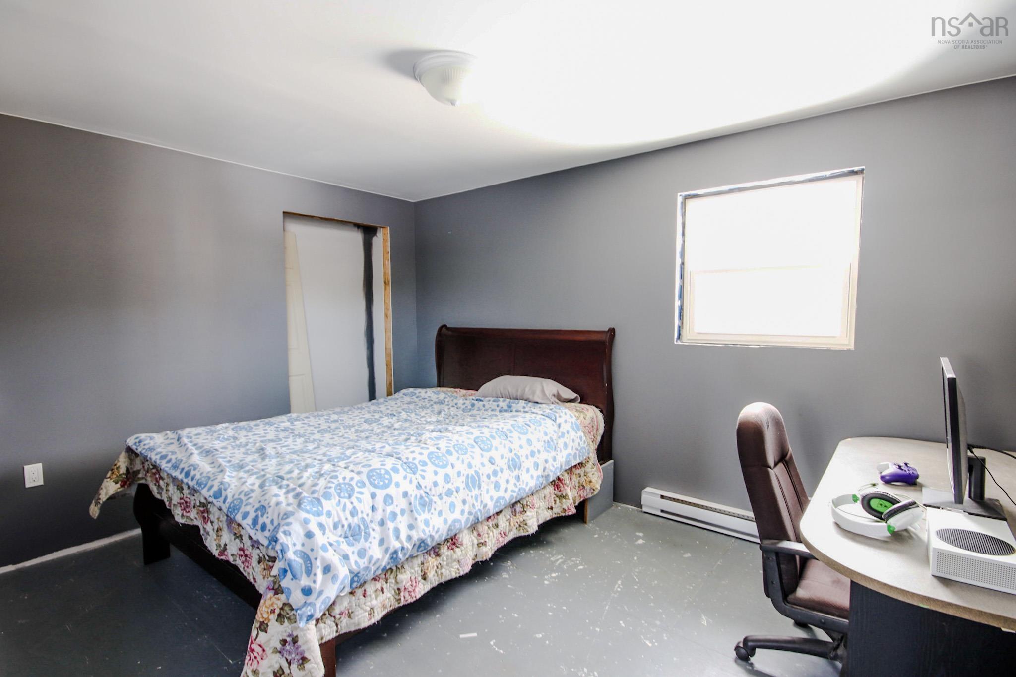 $185,000.00: 7119 Highway 3, Upper Woods Harbour