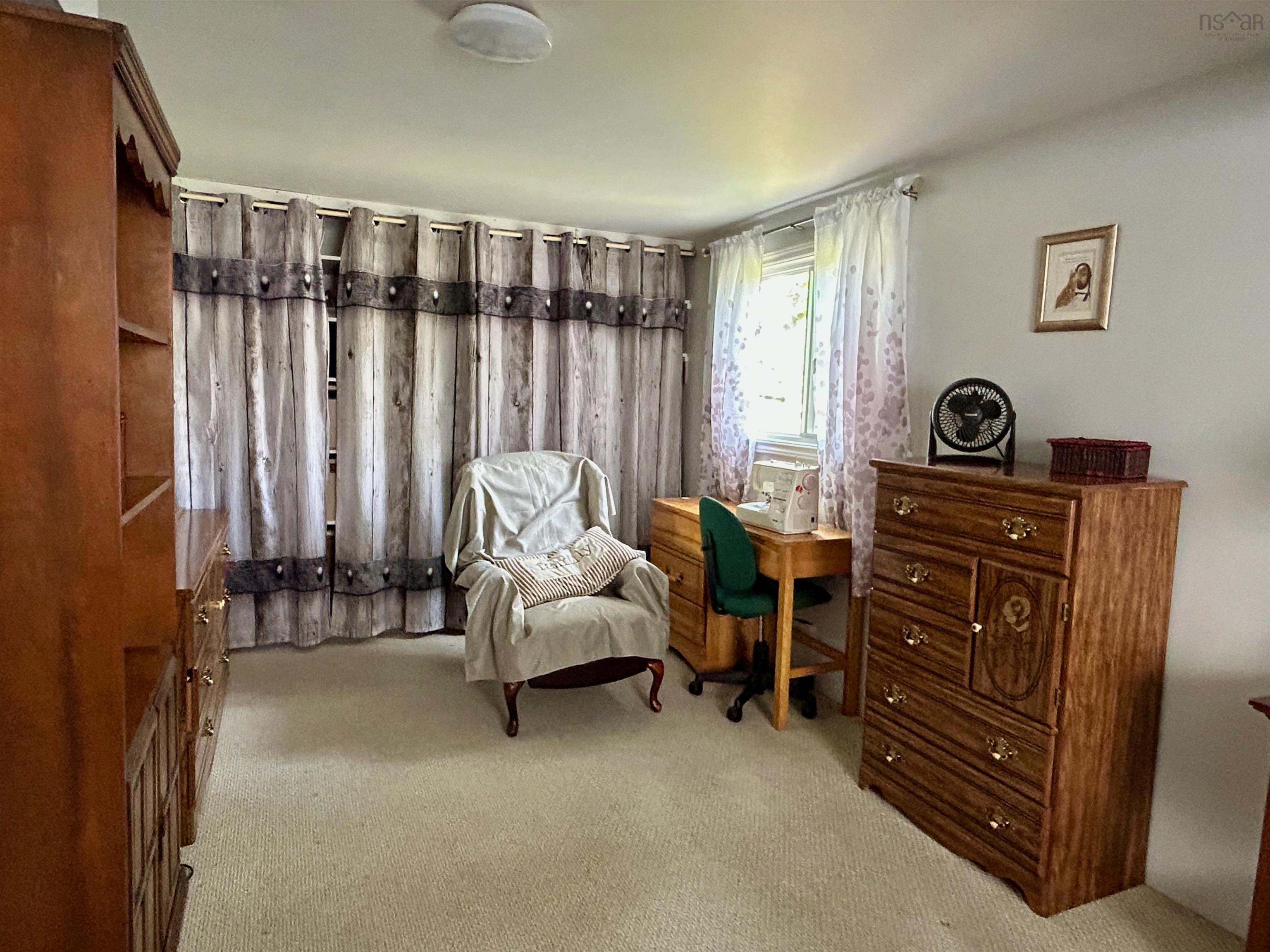 $260,000.00: 55 Newell Road, Plymouth