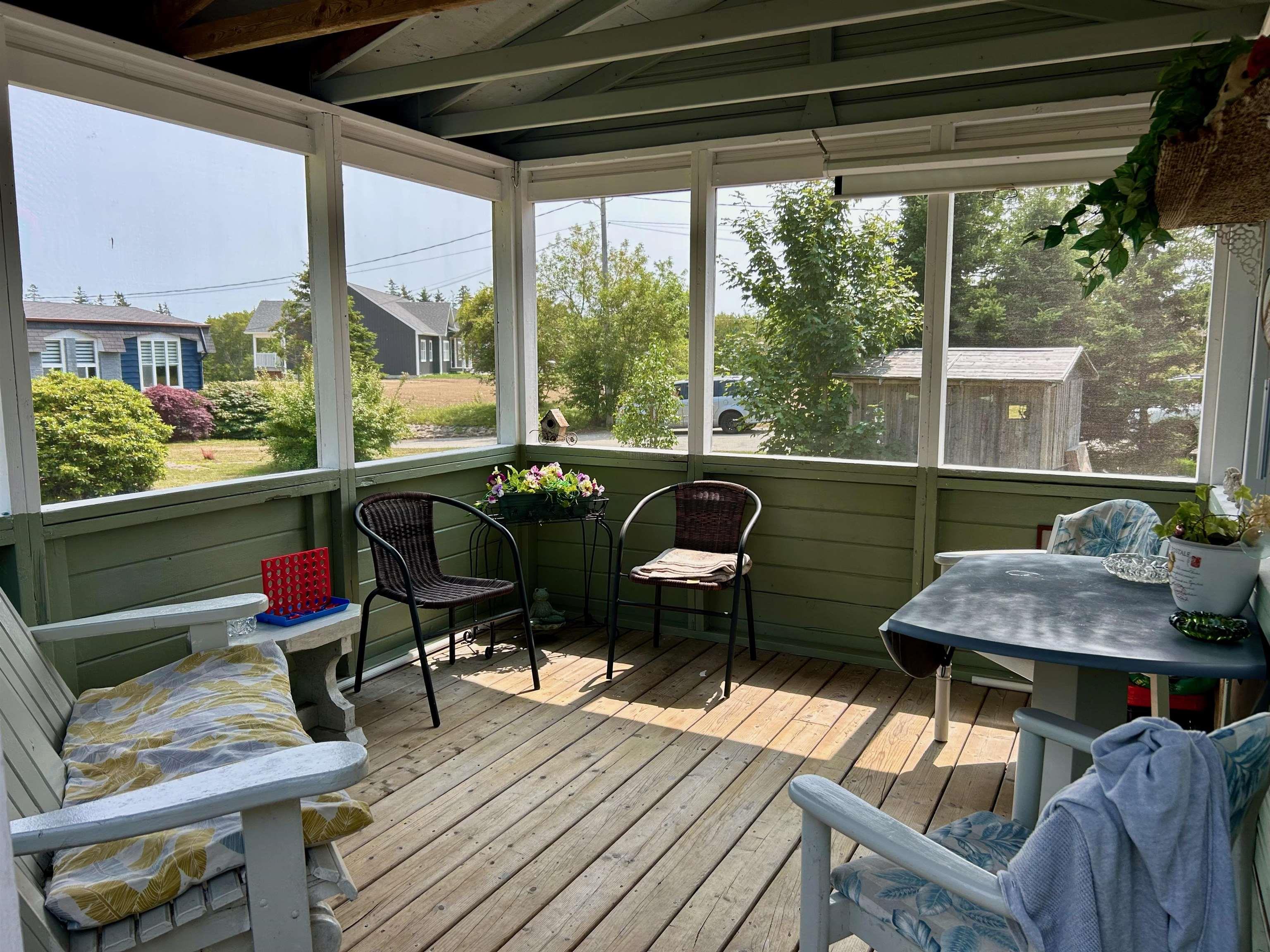 $260,000.00: 55 Newell Road, Plymouth