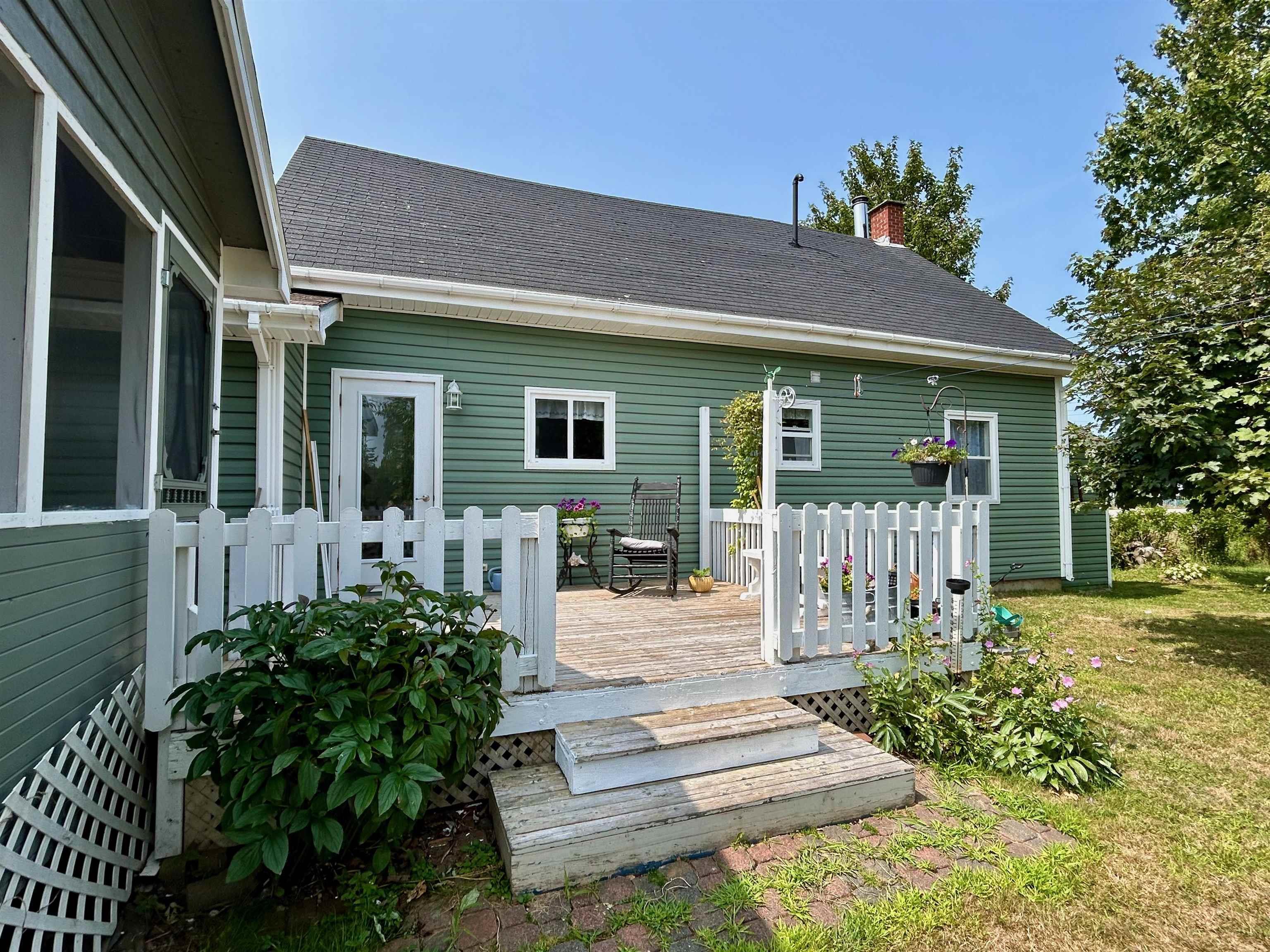 $260,000.00: 55 Newell Road, Plymouth