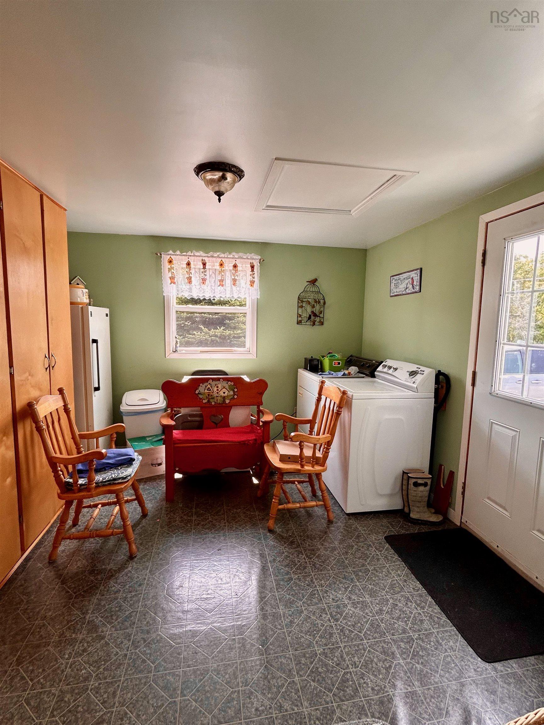 $260,000.00: 55 Newell Road, Plymouth