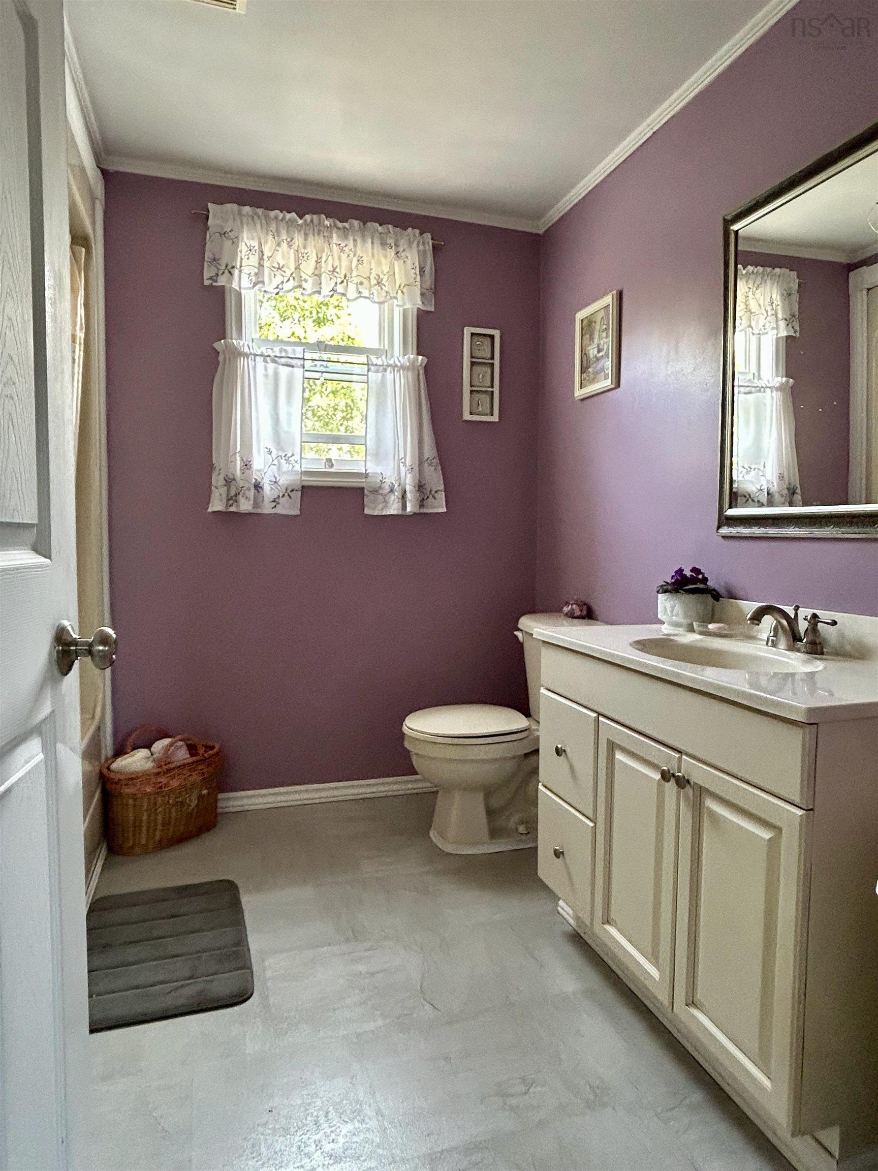 $260,000.00: 55 Newell Road, Plymouth