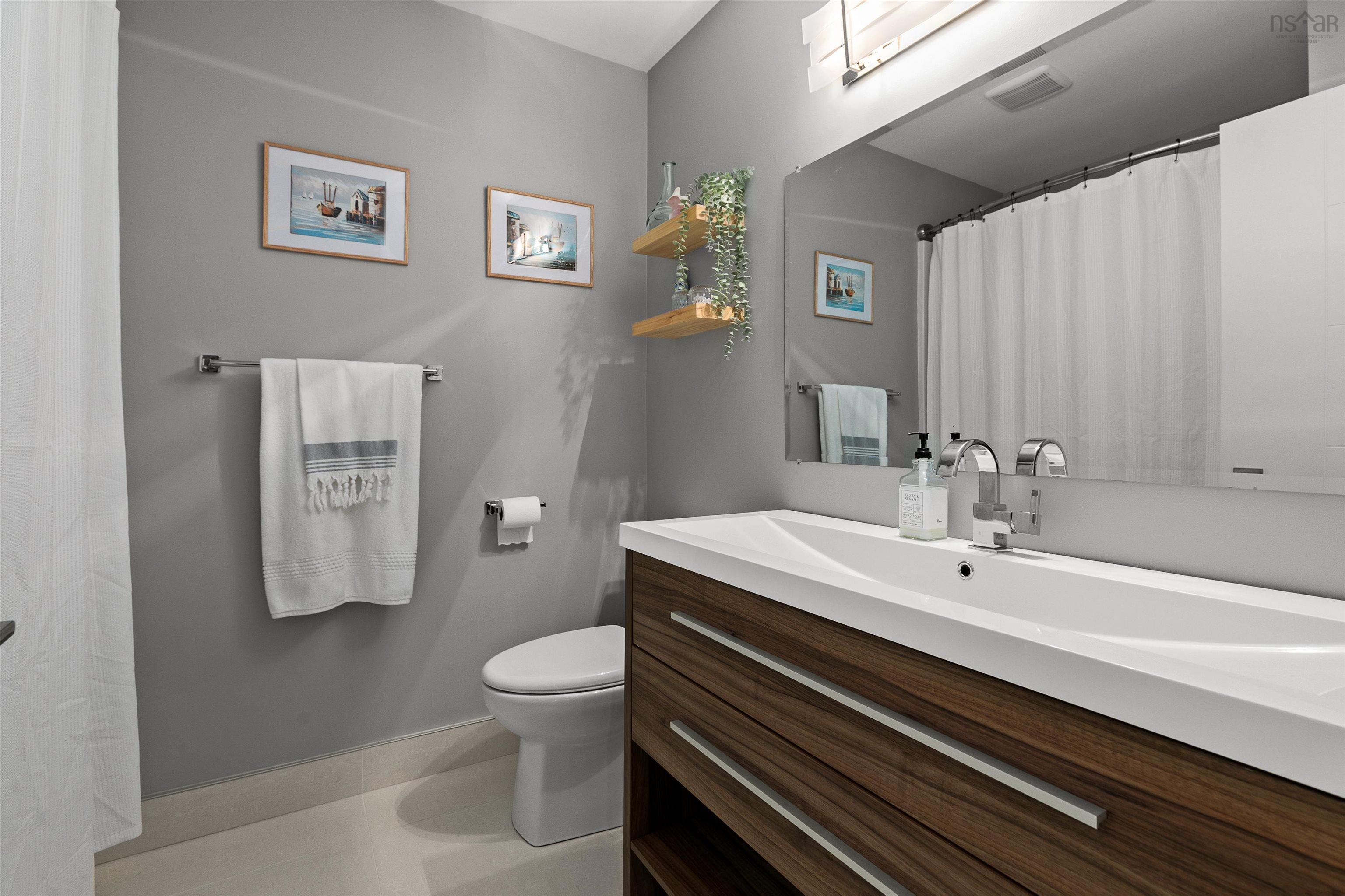 $709,900.00: 212 Howe Avenue, Fall River