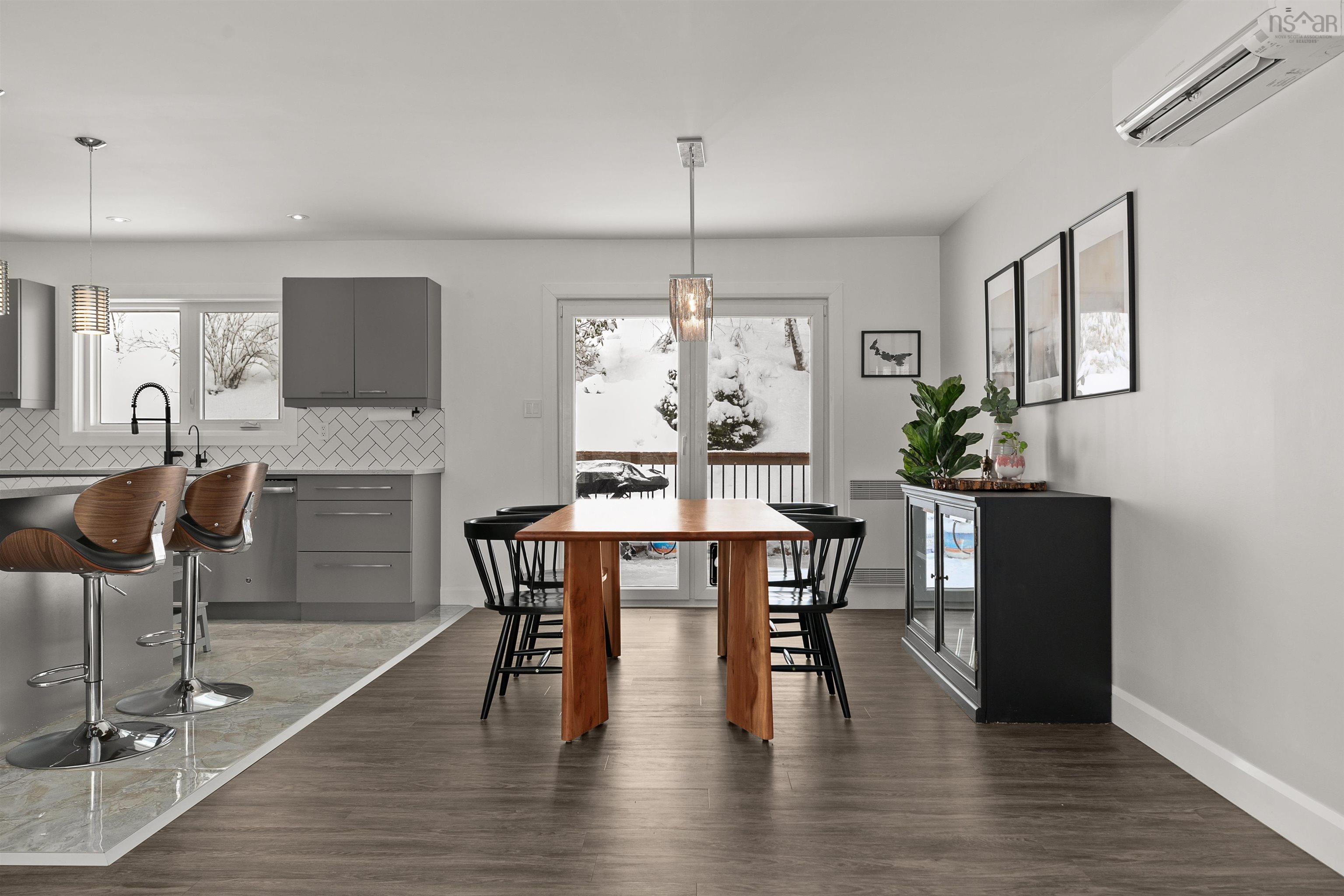 $709,900.00: 212 Howe Avenue, Fall River