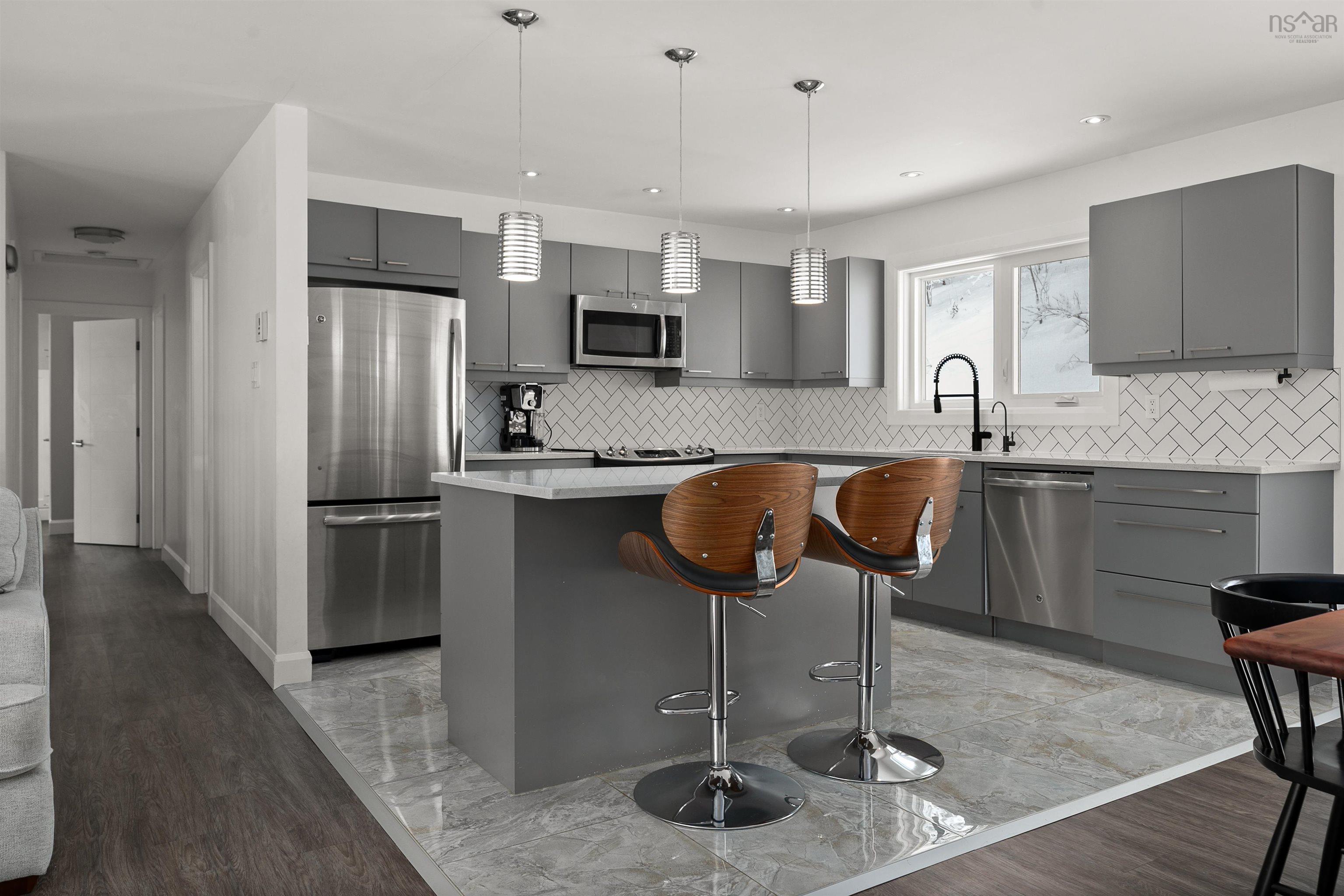 $709,900.00: 212 Howe Avenue, Fall River