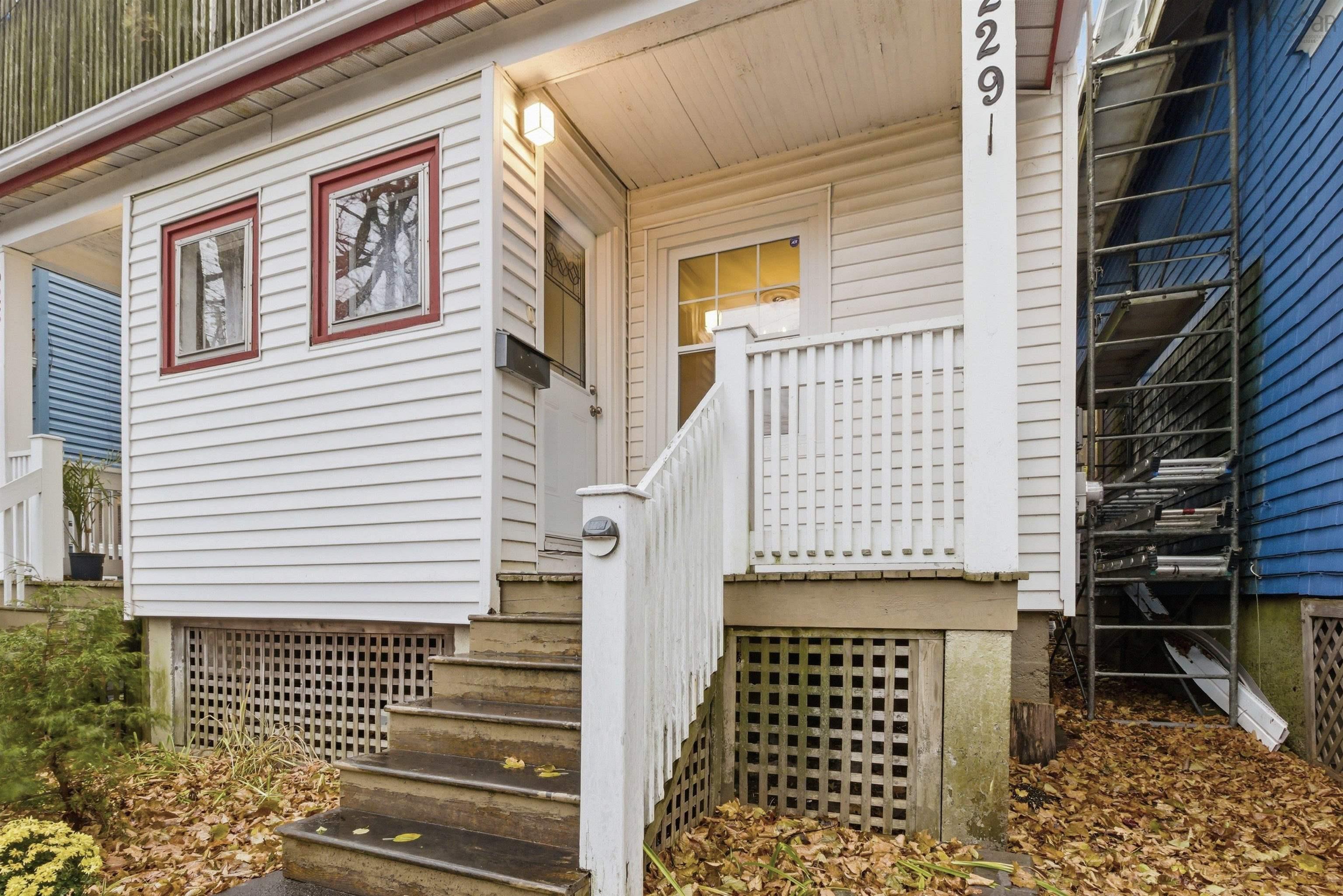 $824,900.00: 6229-6231 Allan Street, Halifax