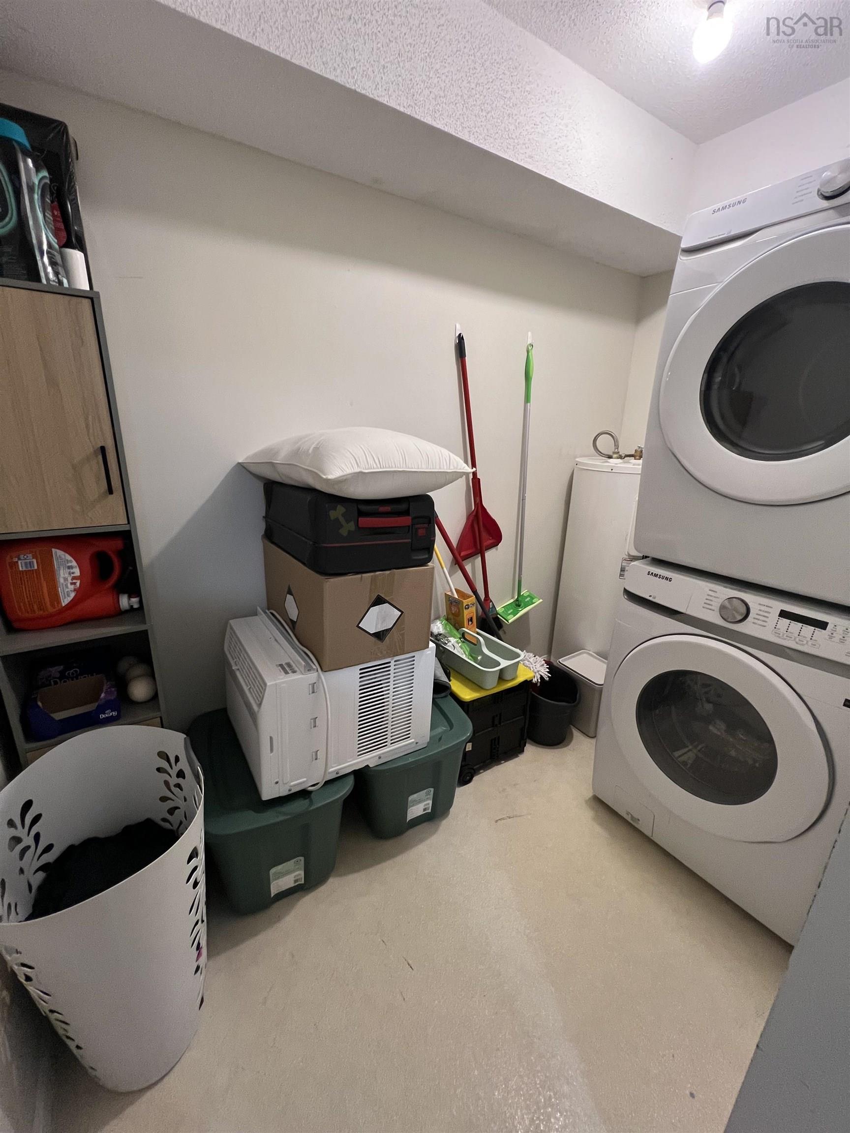 $299,900.00: 305 51 River Lane, Bedford